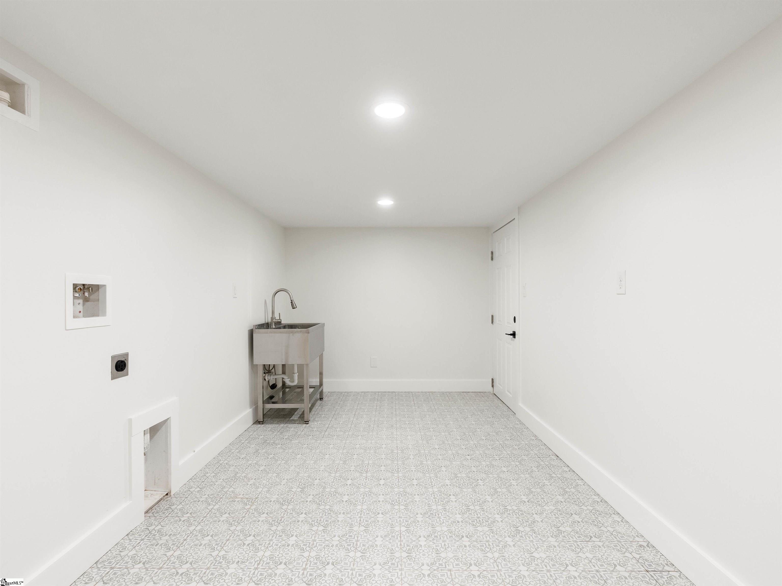 616 Overhill Circle Spartanburg, SC 29303