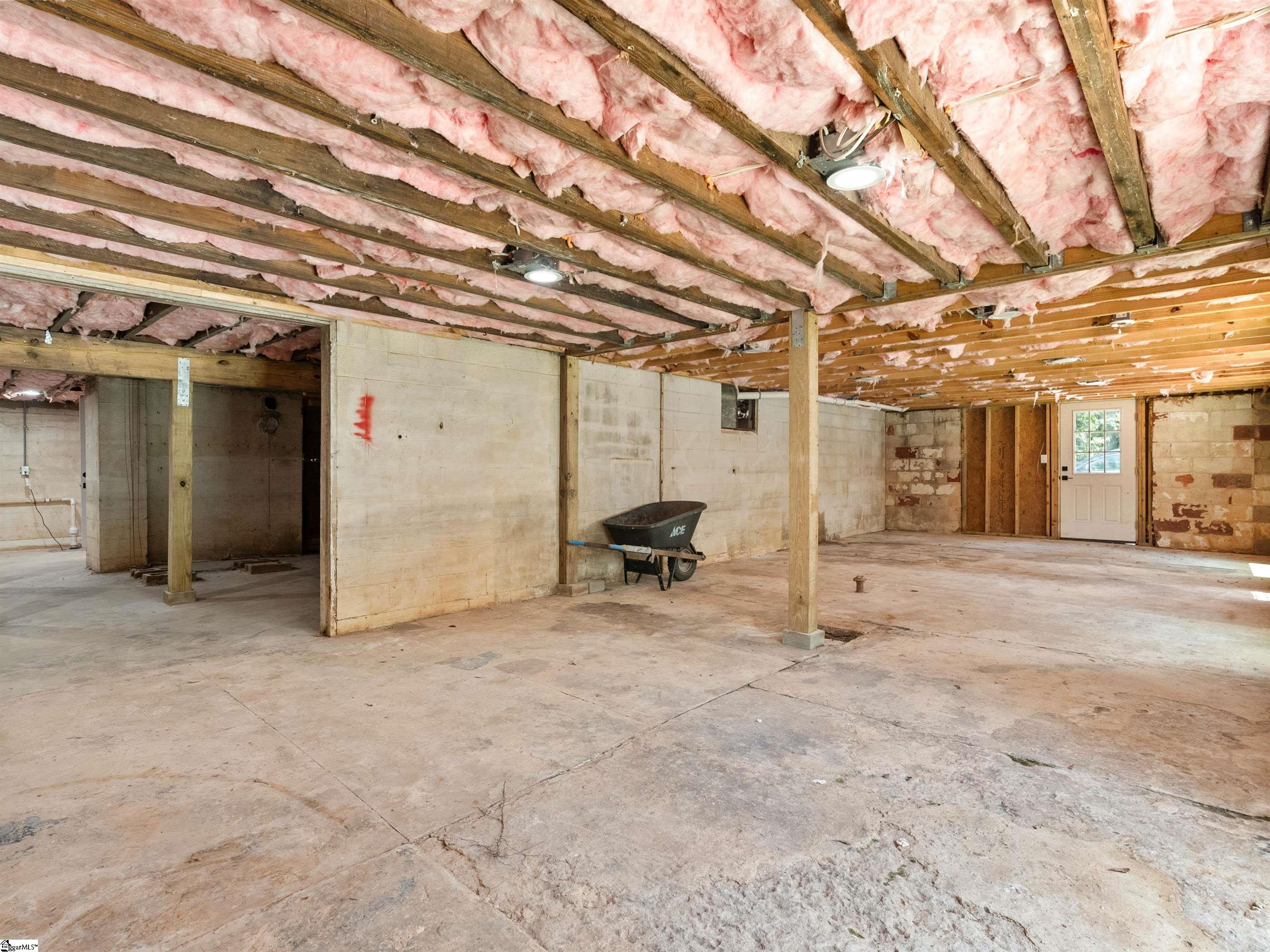616 Overhill Circle Spartanburg, SC 29303