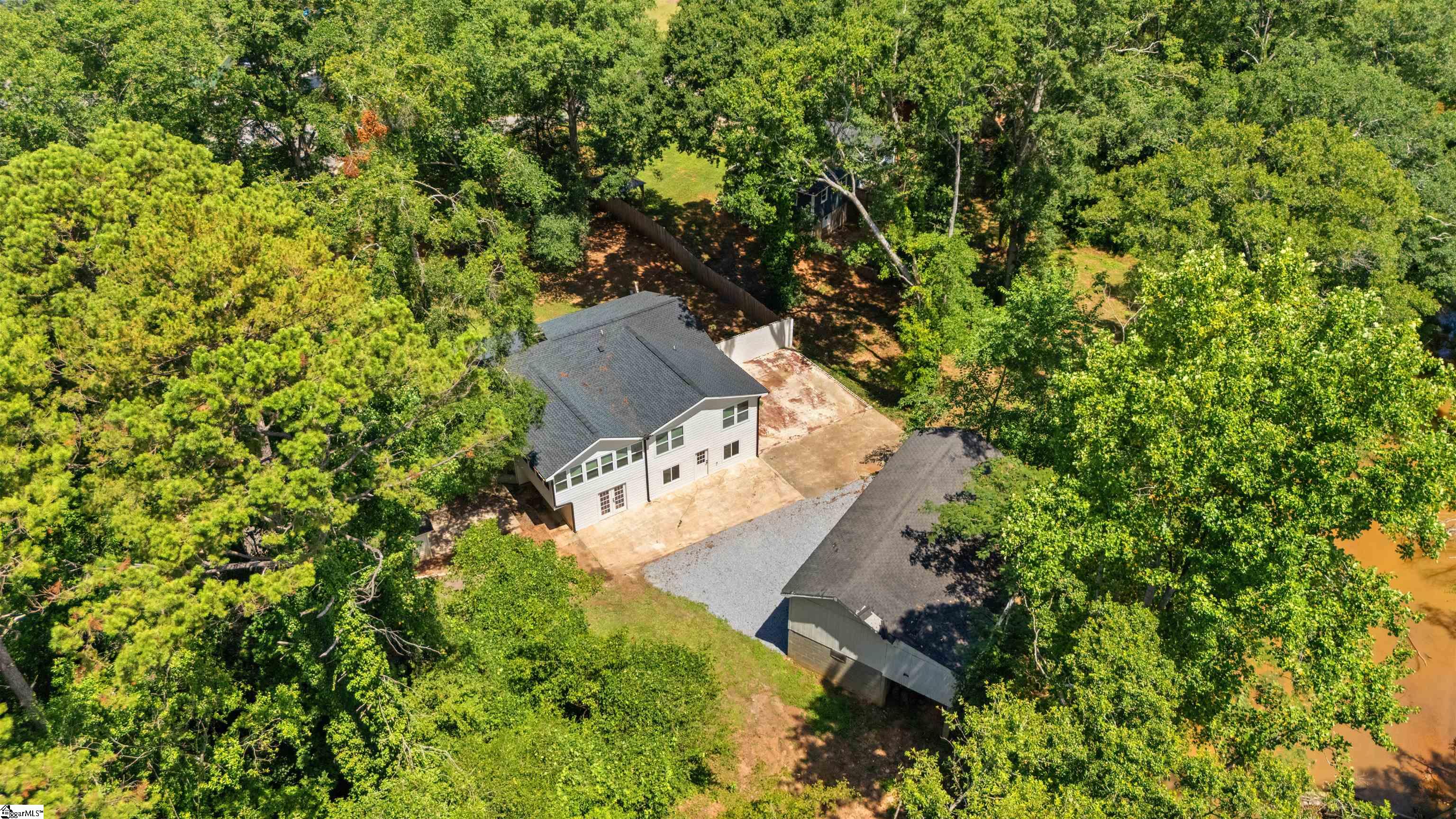 616 Overhill Circle Spartanburg, SC 29303