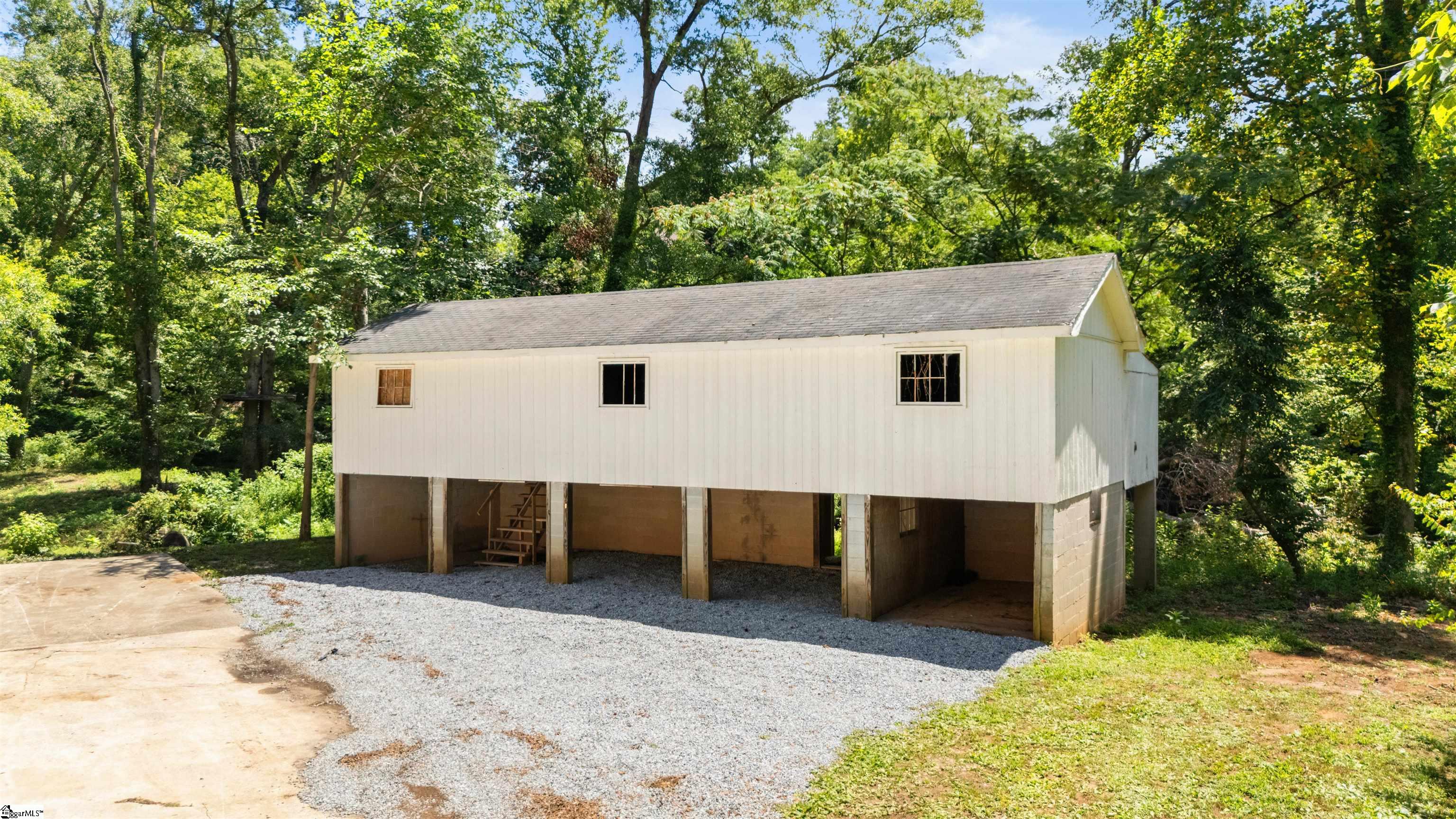 616 Overhill Circle Spartanburg, SC 29303