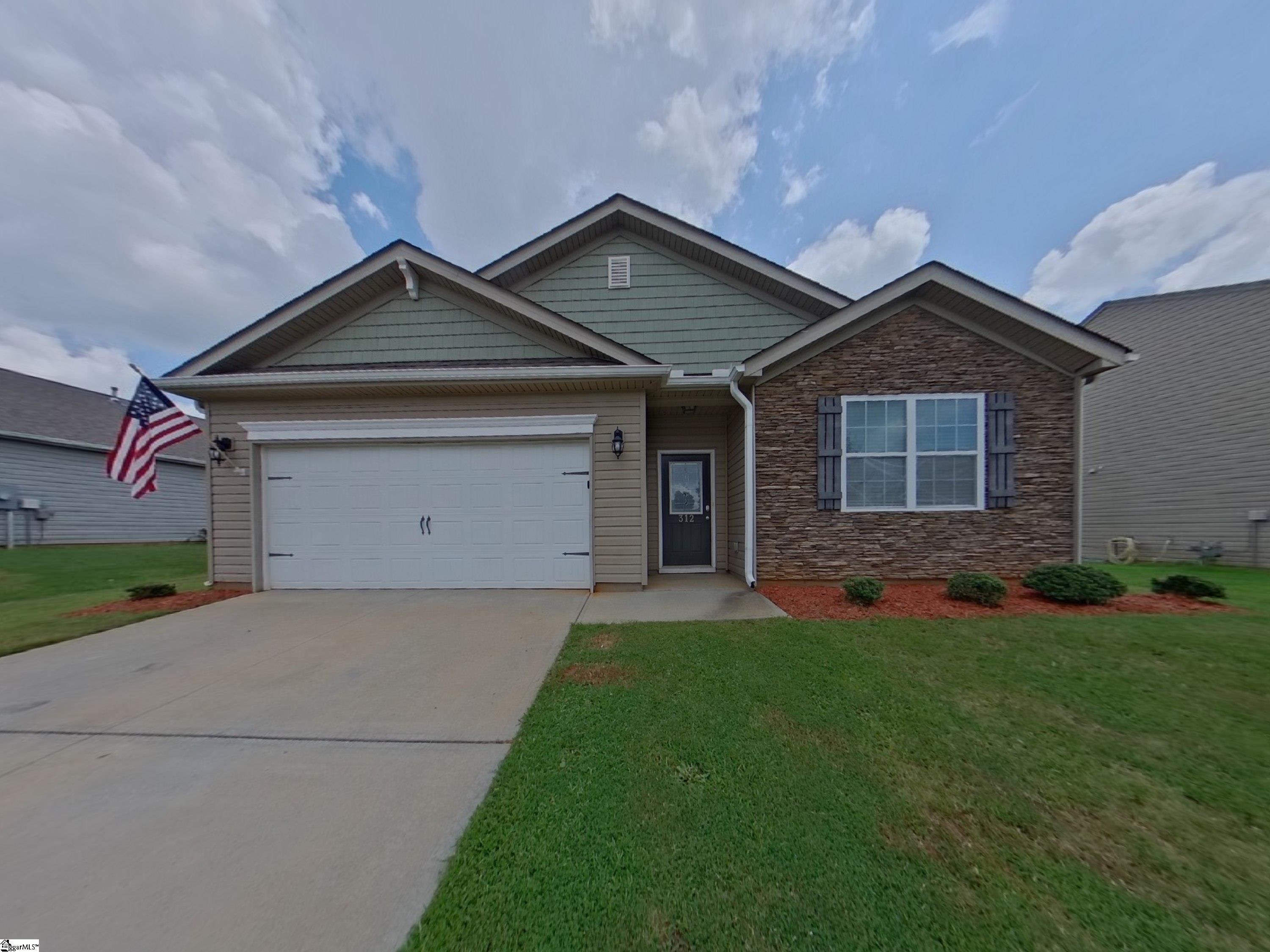 312 New Spring Lane Boiling Springs, SC 29316-9104