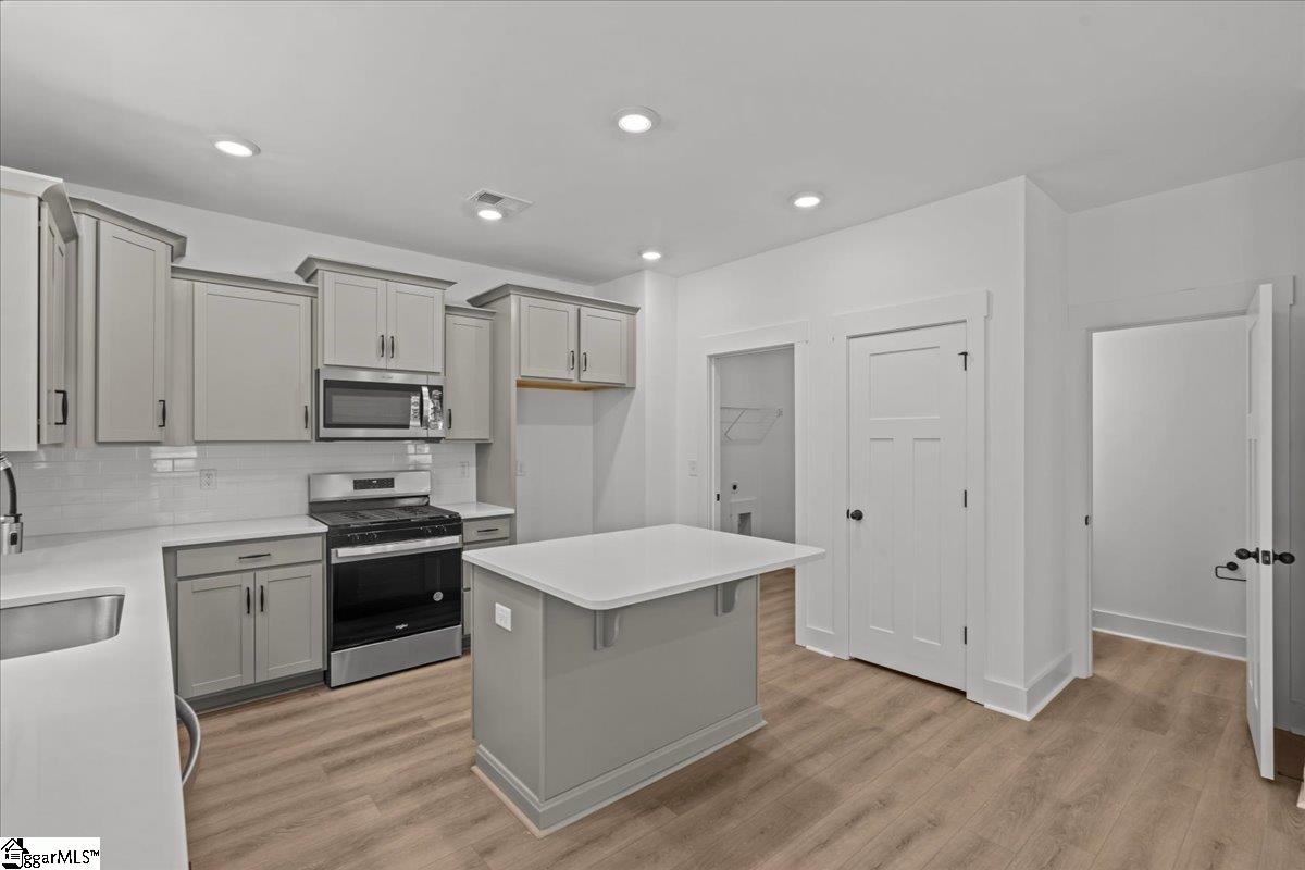 741 Old Magnolia Lane Woodruff, SC 29388
