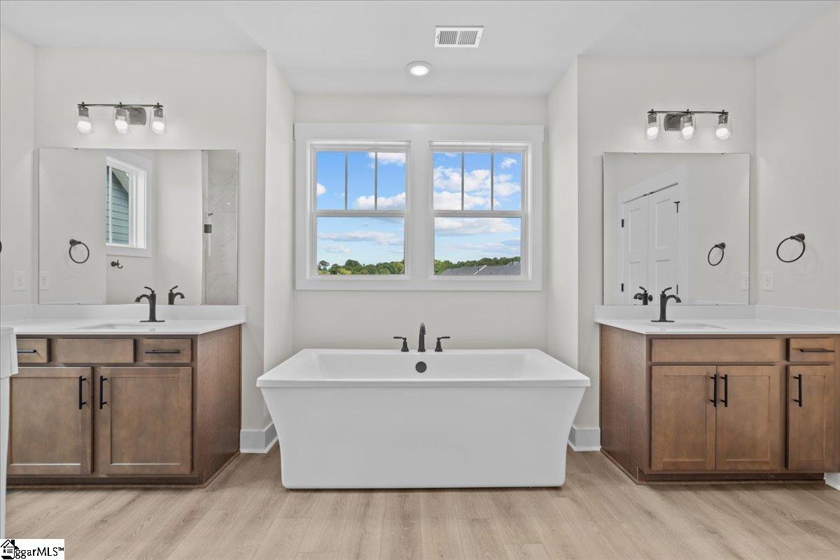209 Summerall Lane Seneca, SC 29678