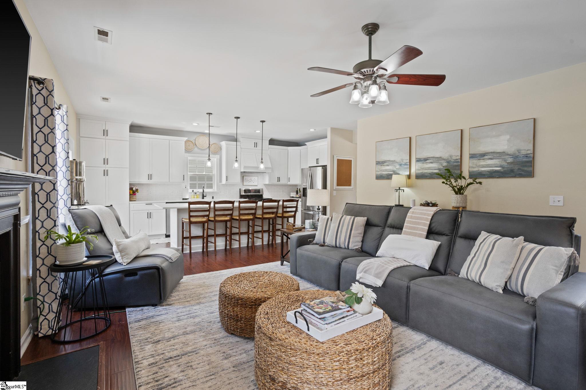 25 Mountain Rose Court Simpsonville, SC 29681