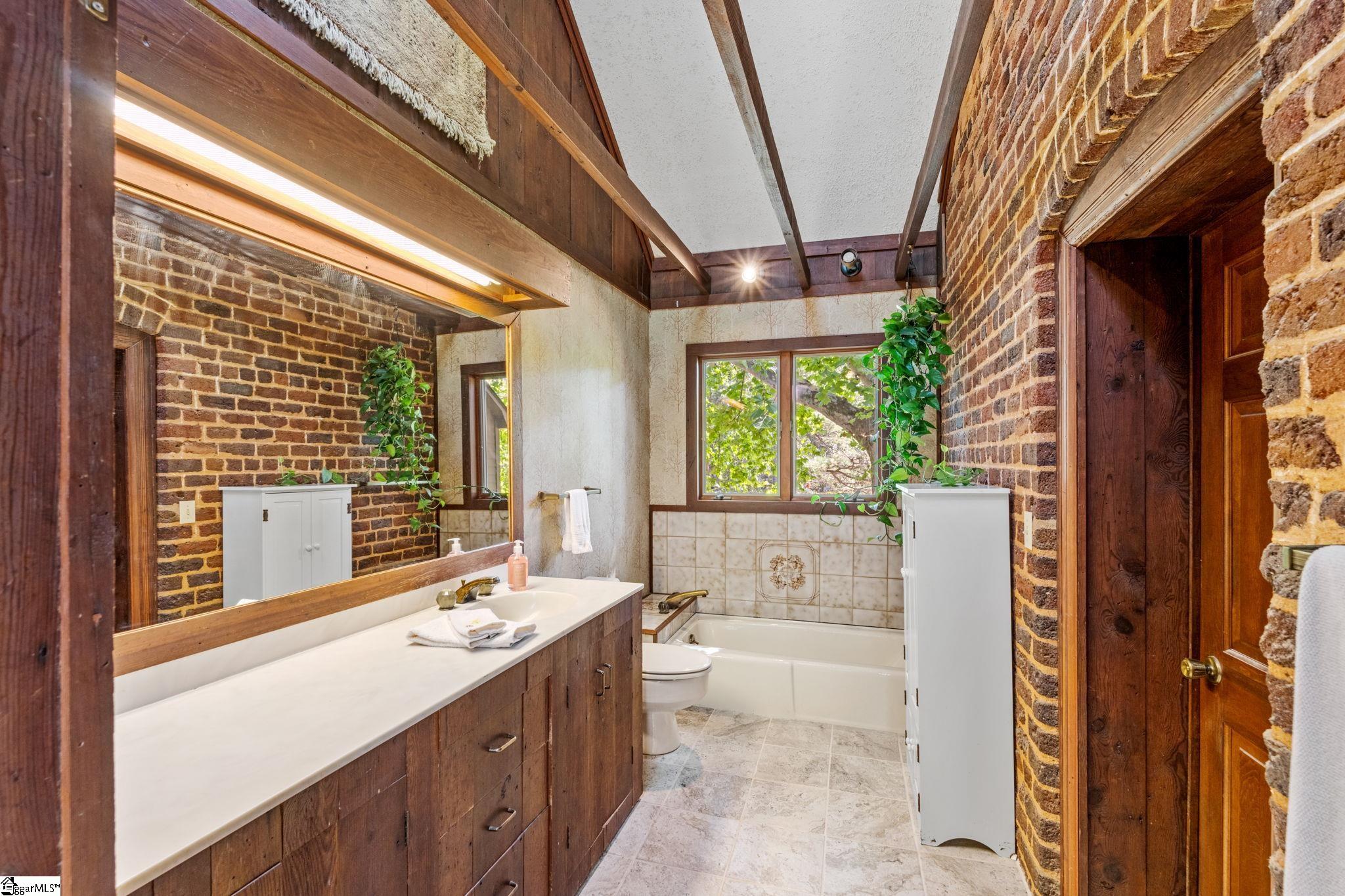 200 Chenault Road Townville, SC 29689