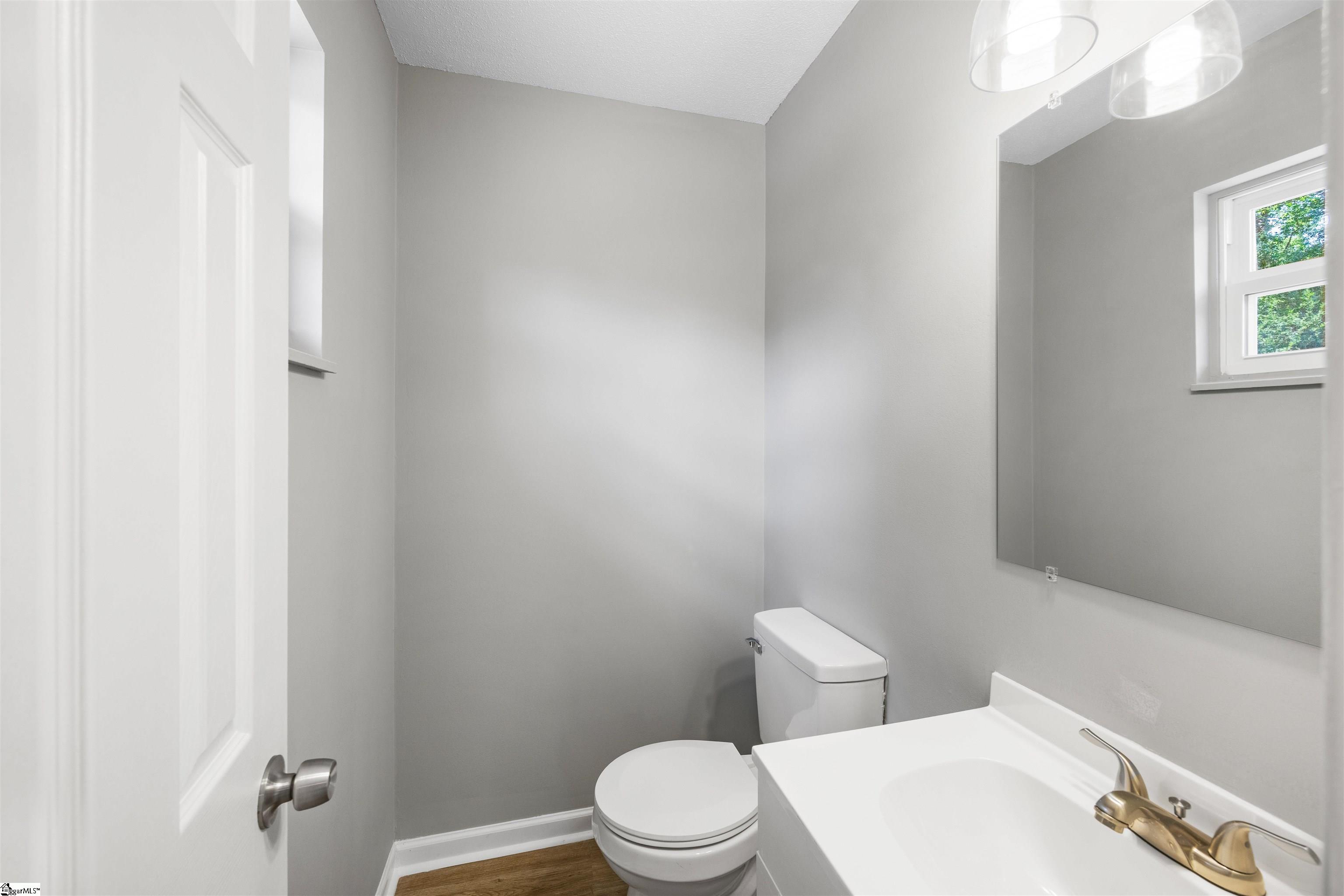 45 Maxie Avenue Greenville, SC 29611