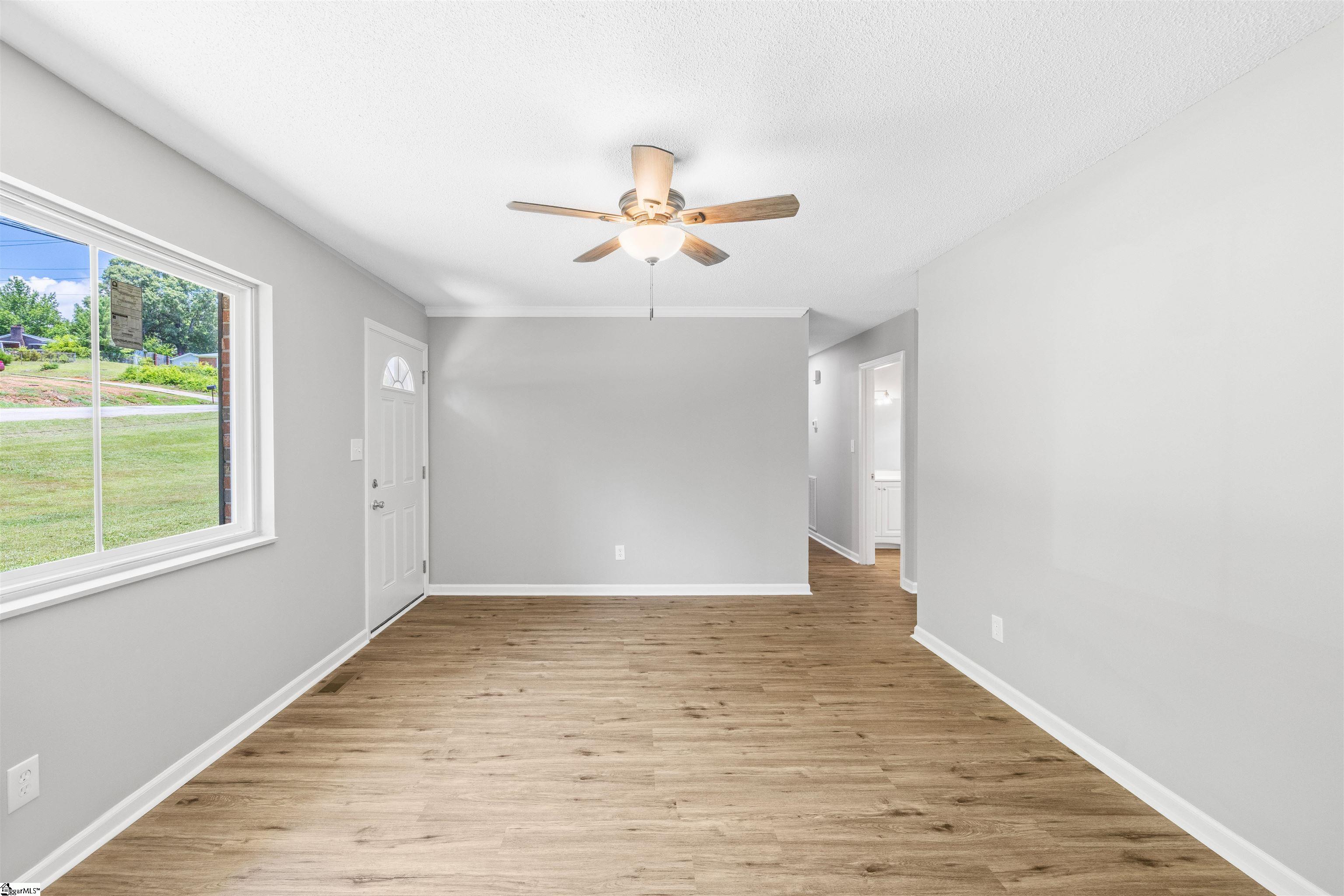 45 Maxie Avenue Greenville, SC 29611