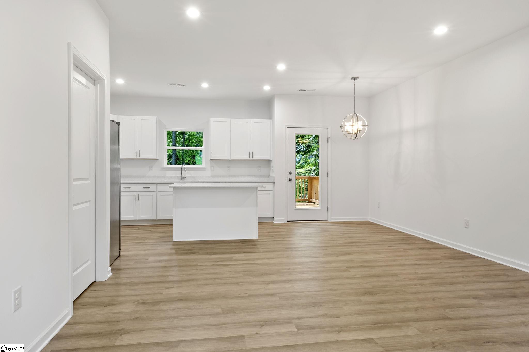 14 Polk Boulevard Greenville, SC 29611