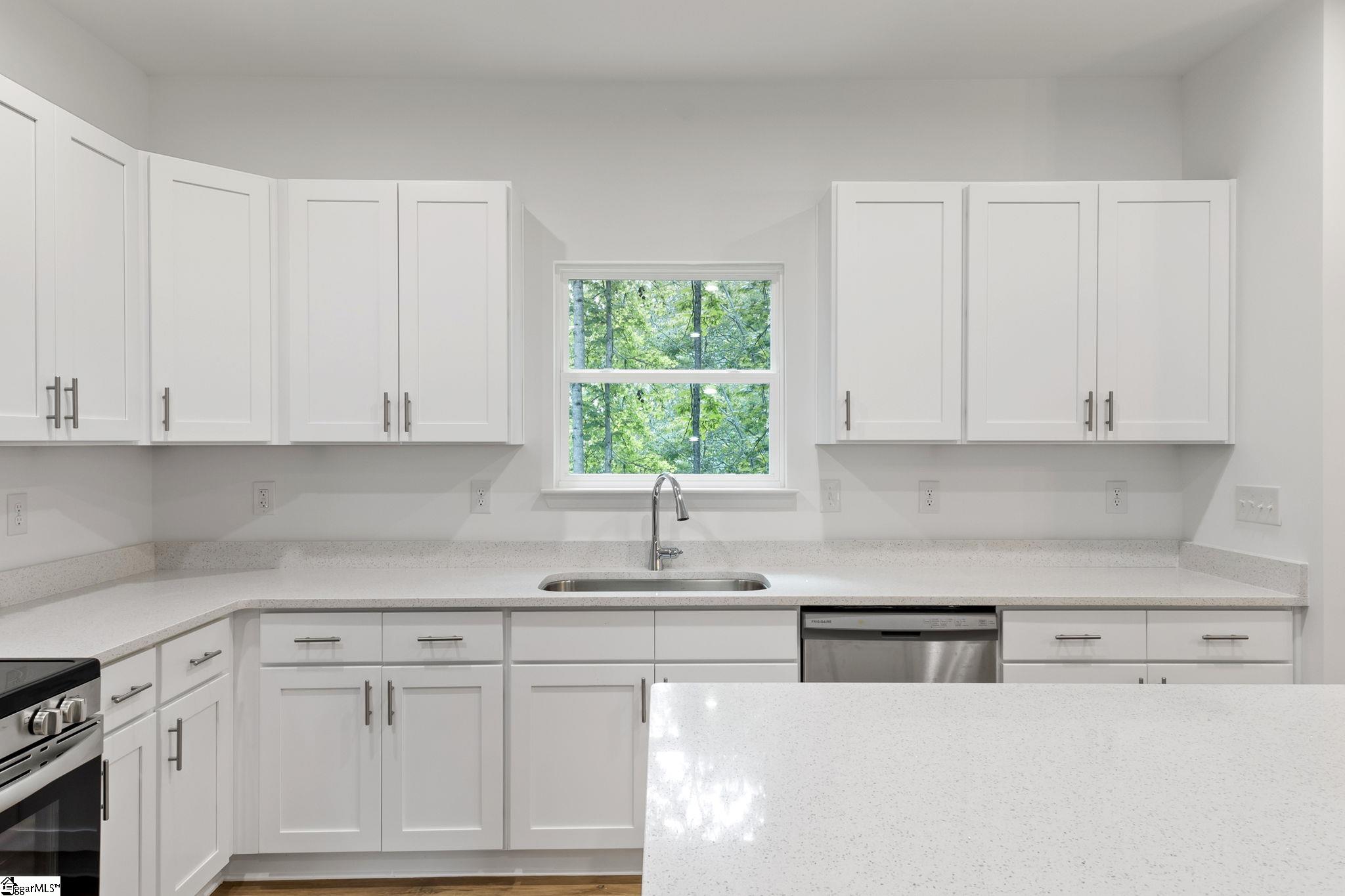 14 Polk Boulevard Greenville, SC 29611