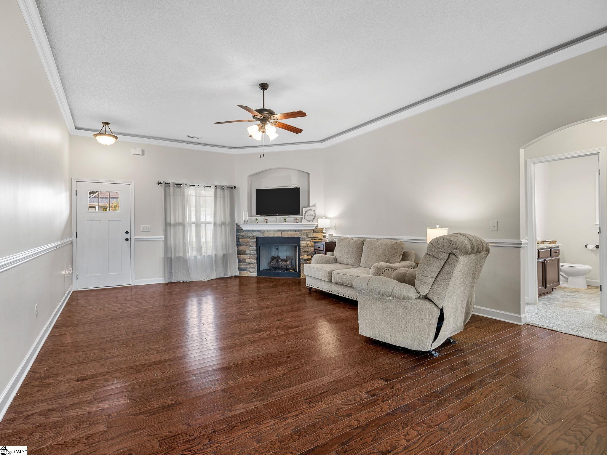 253 Highland Springs Loop Inman, SC 29349