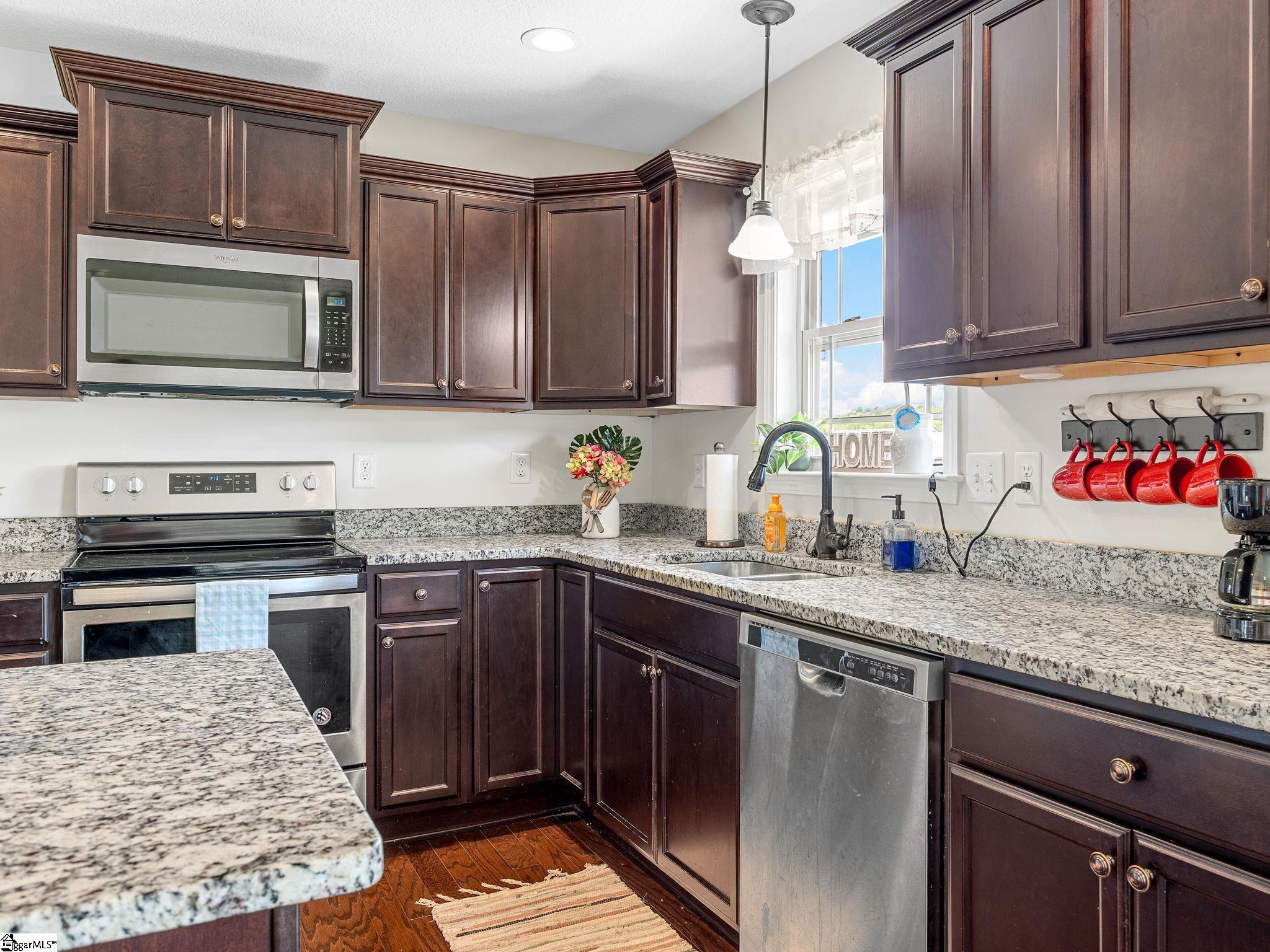 253 Highland Springs Loop Inman, SC 29349