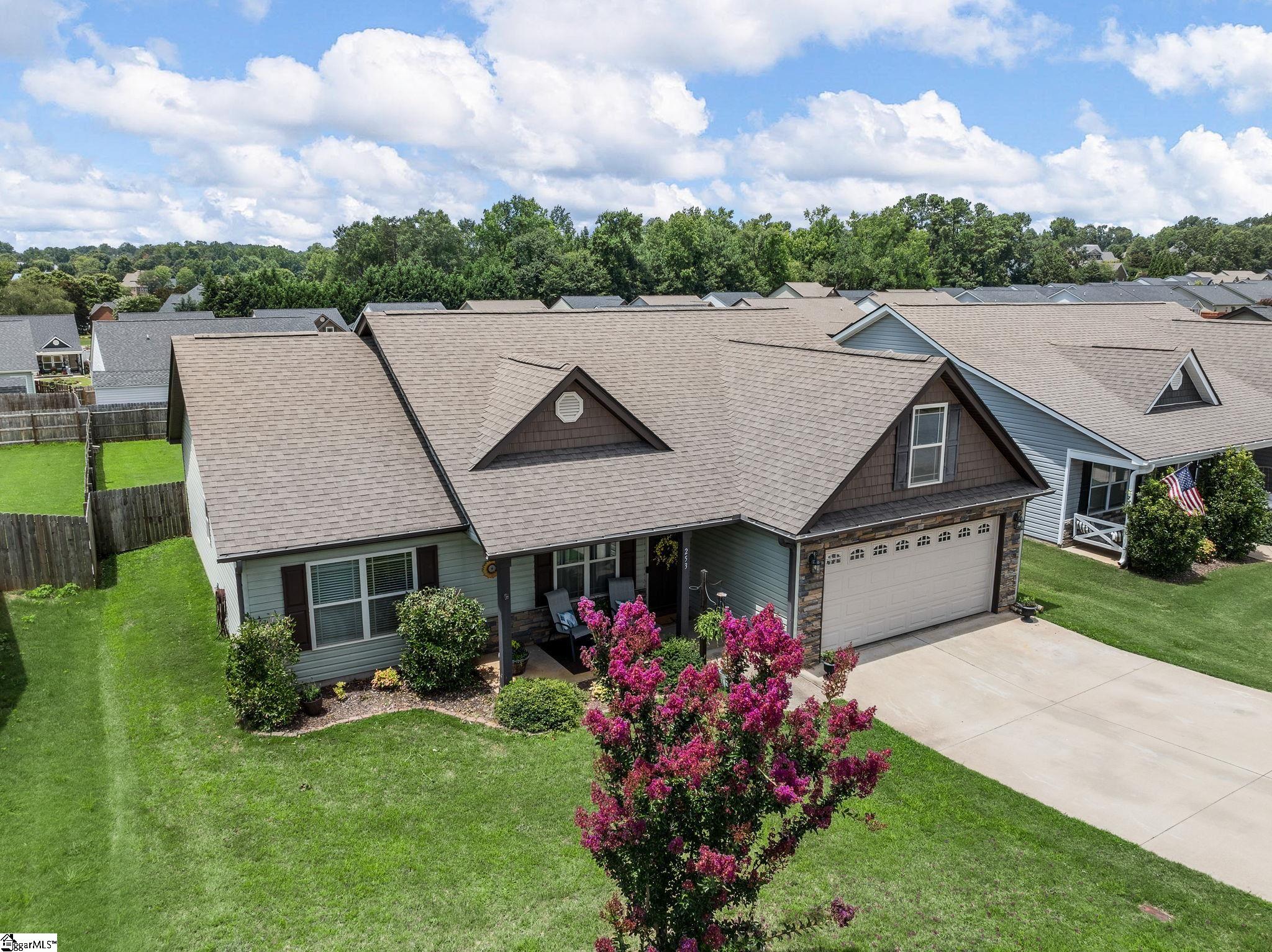 253 Highland Springs Loop Inman, SC 29349