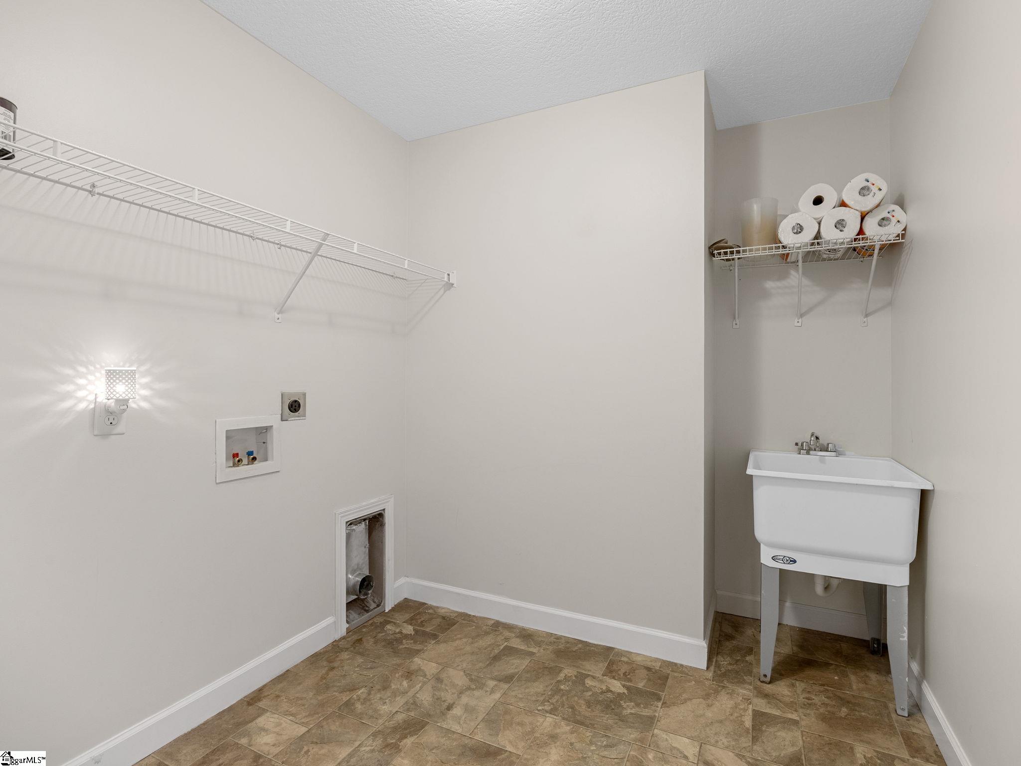 253 Highland Springs Loop Inman, SC 29349