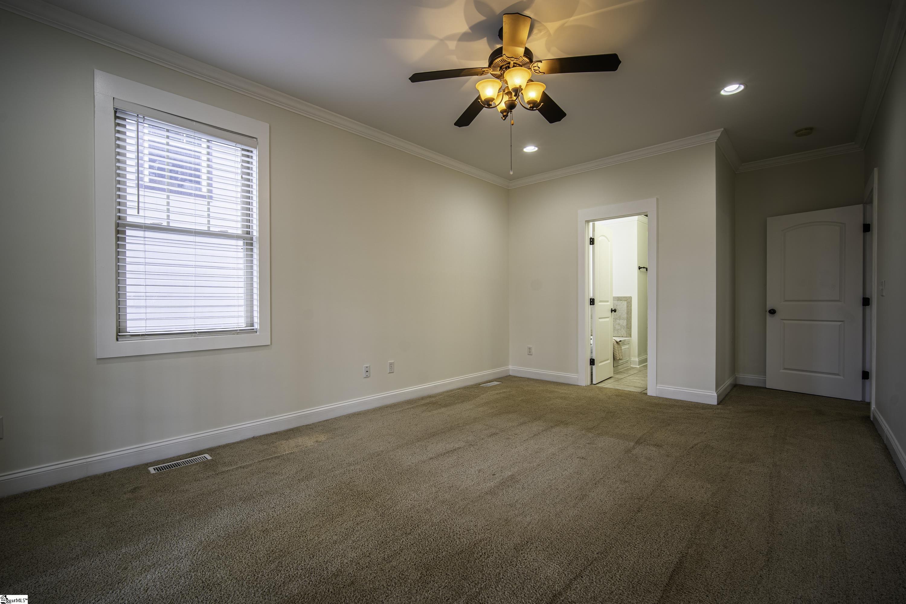 6 Worthington Court Simpsonville, SC 29681-3527