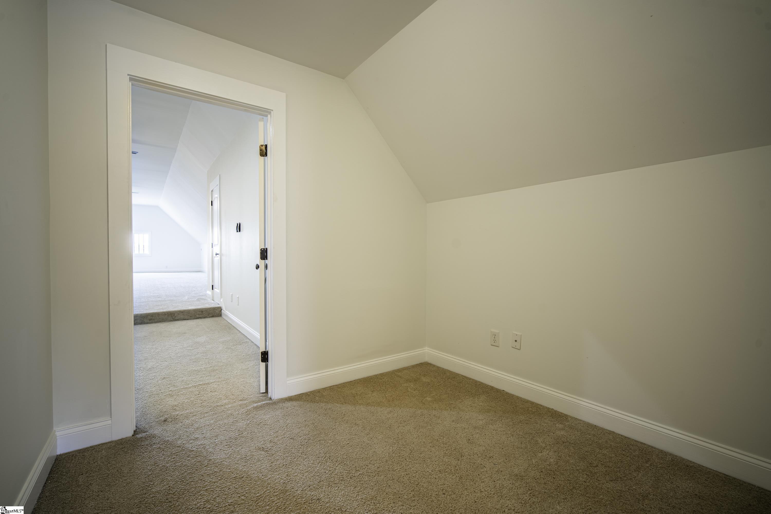 6 Worthington Court Simpsonville, SC 29681-3527