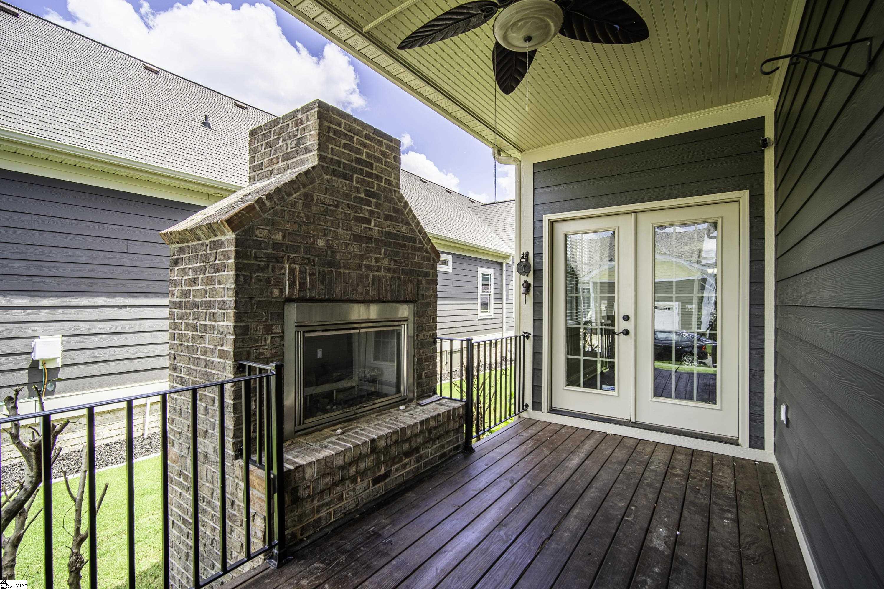 6 Worthington Court Simpsonville, SC 29681-3527