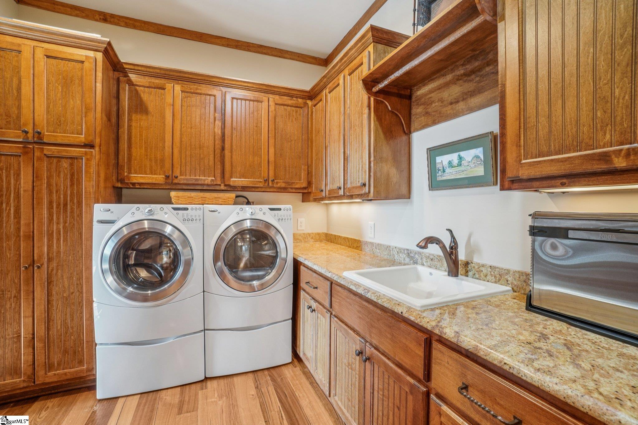 812 Lake View Court Salem, SC 29676