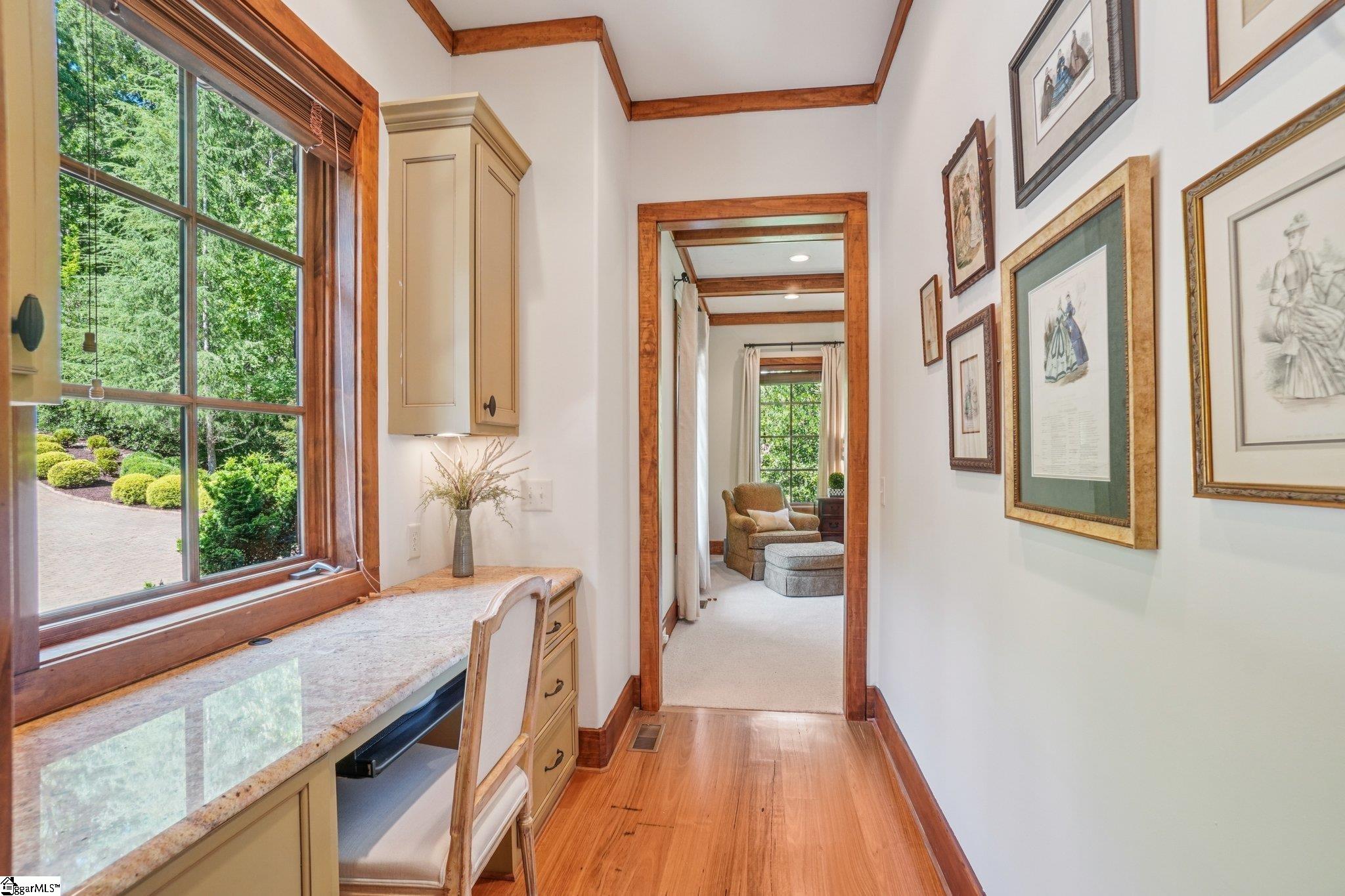 812 Lake View Court Salem, SC 29676