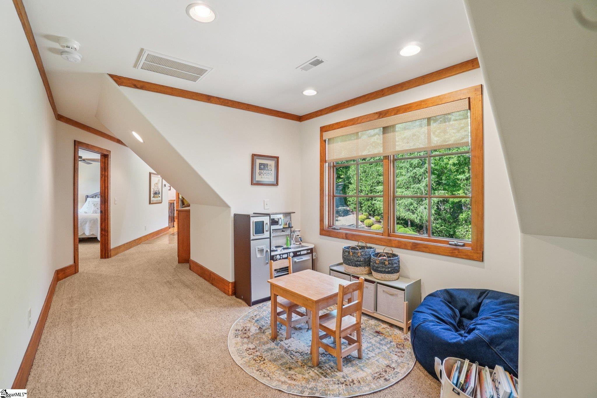 812 Lake View Court Salem, SC 29676