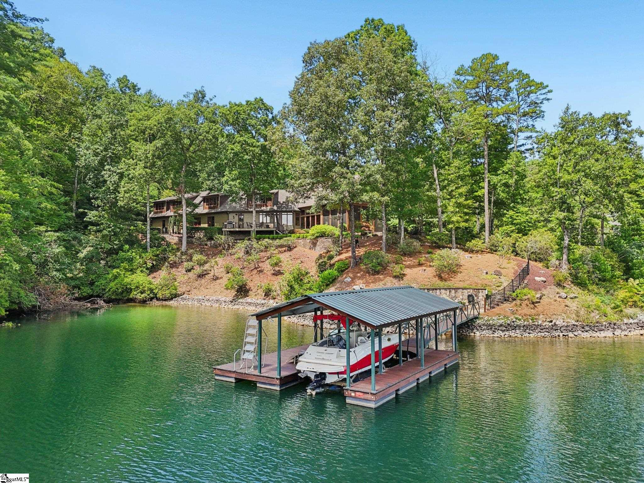 812 Lake View Court Salem, SC 29676