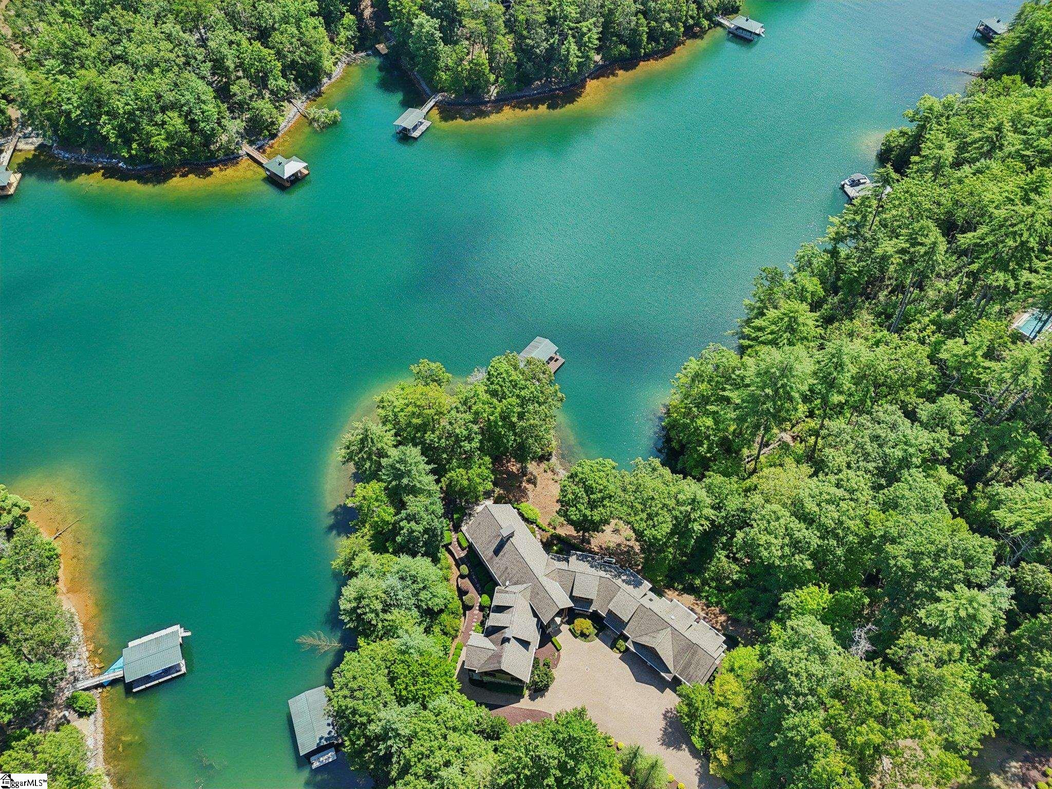 812 Lake View Court Salem, SC 29676