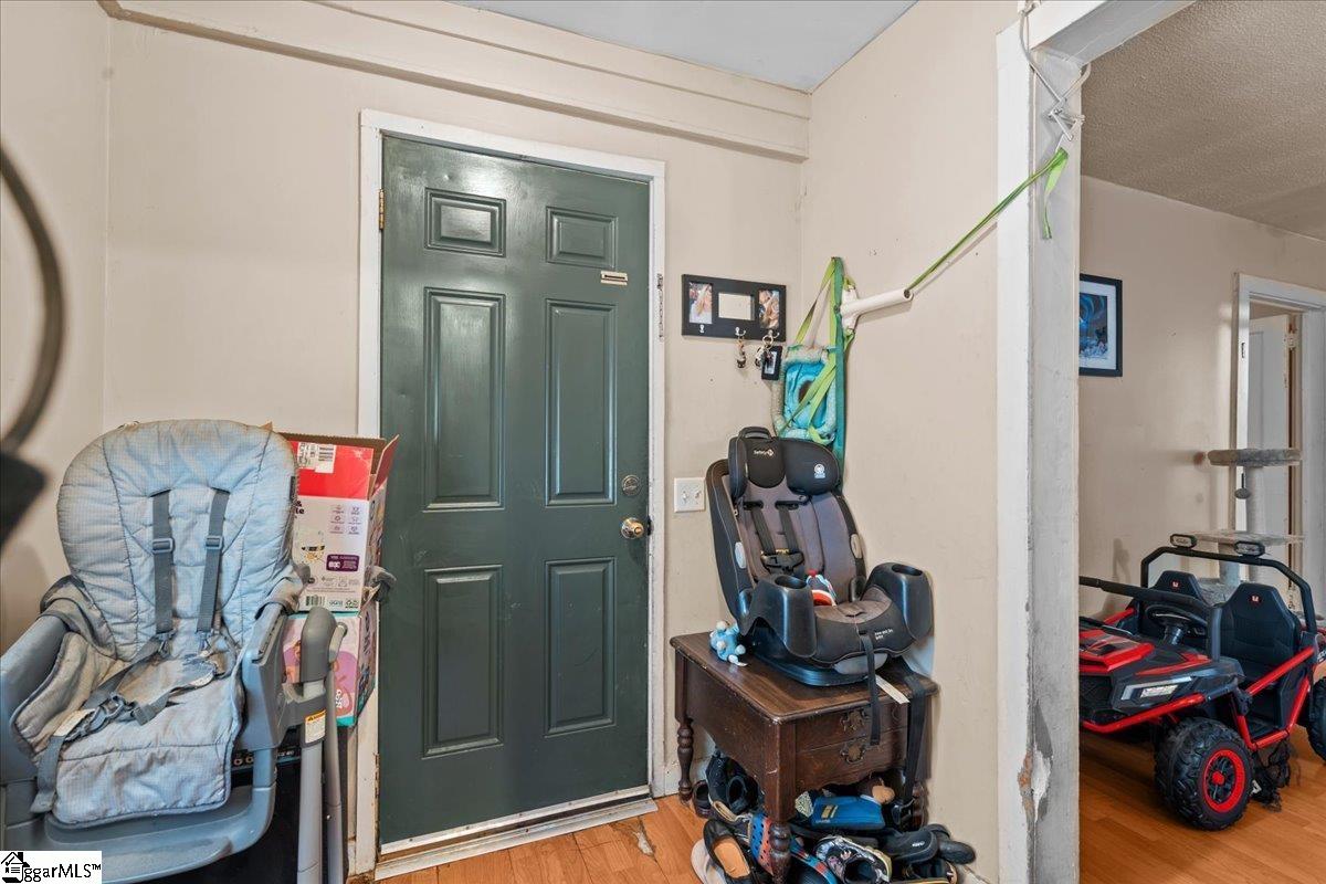 496 W Lee Street Pickens, SC 29671