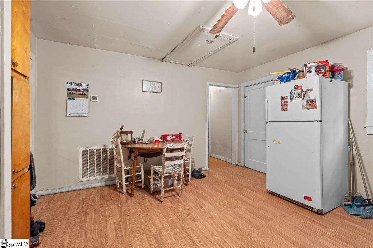 496 W Lee Street Pickens, SC 29671