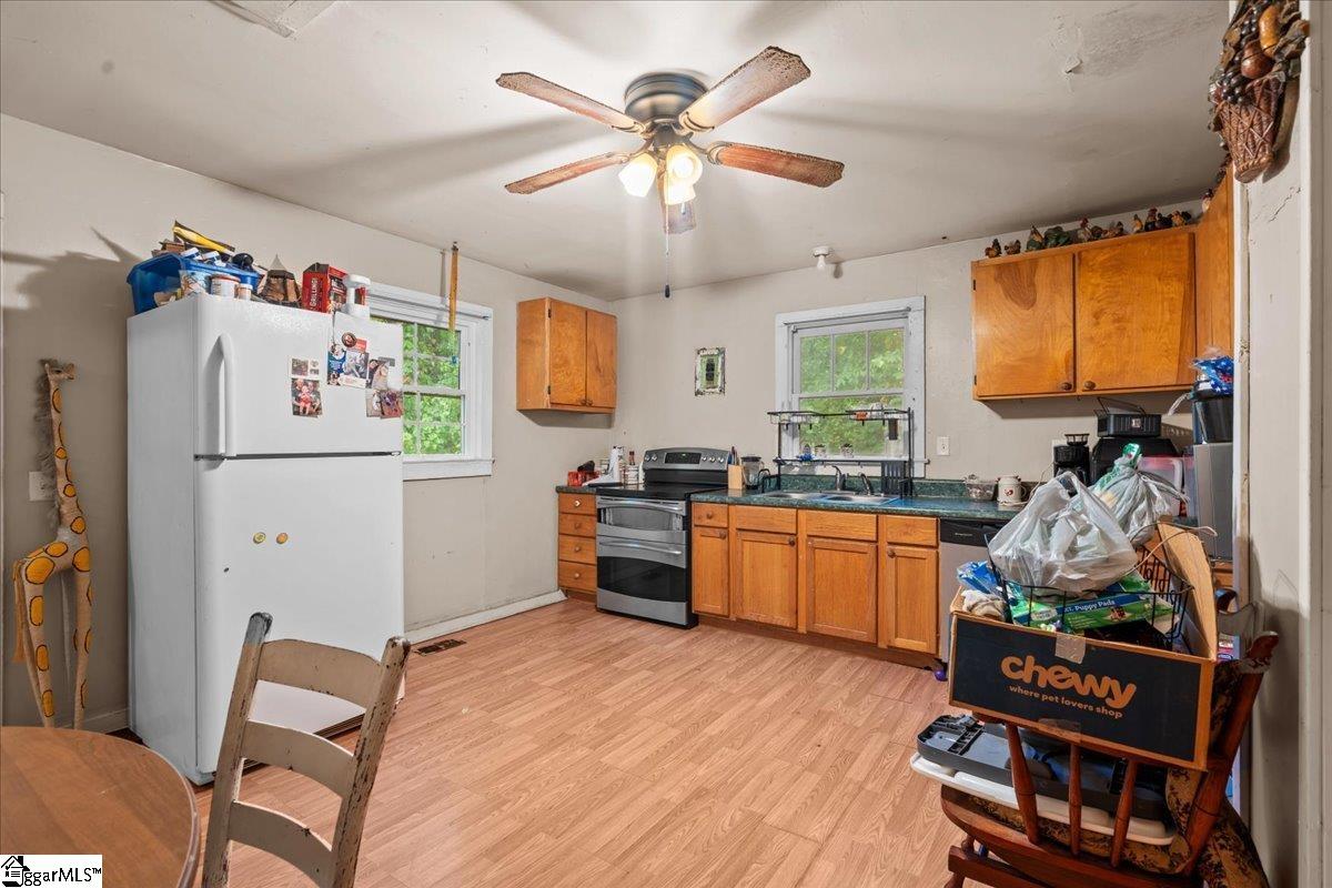 496 W Lee Street Pickens, SC 29671