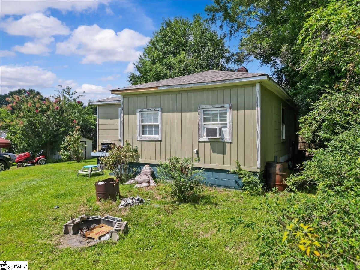496 W Lee Street Pickens, SC 29671