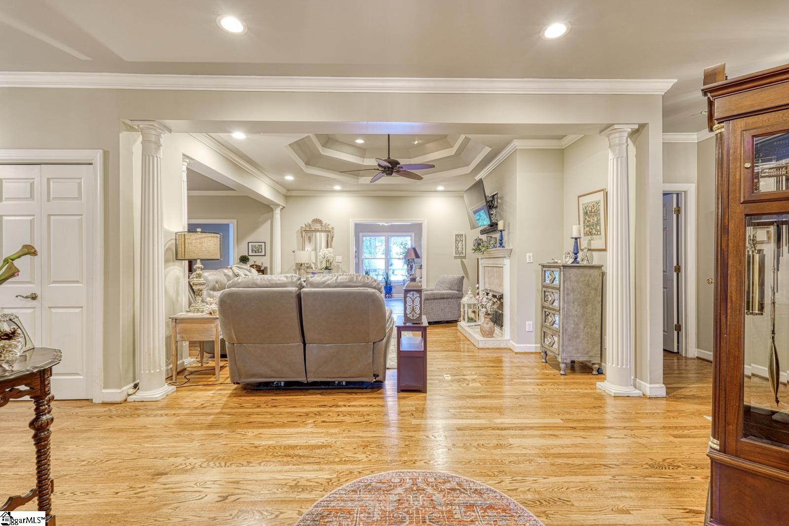335 Hillcove Point Wellford, SC 29385