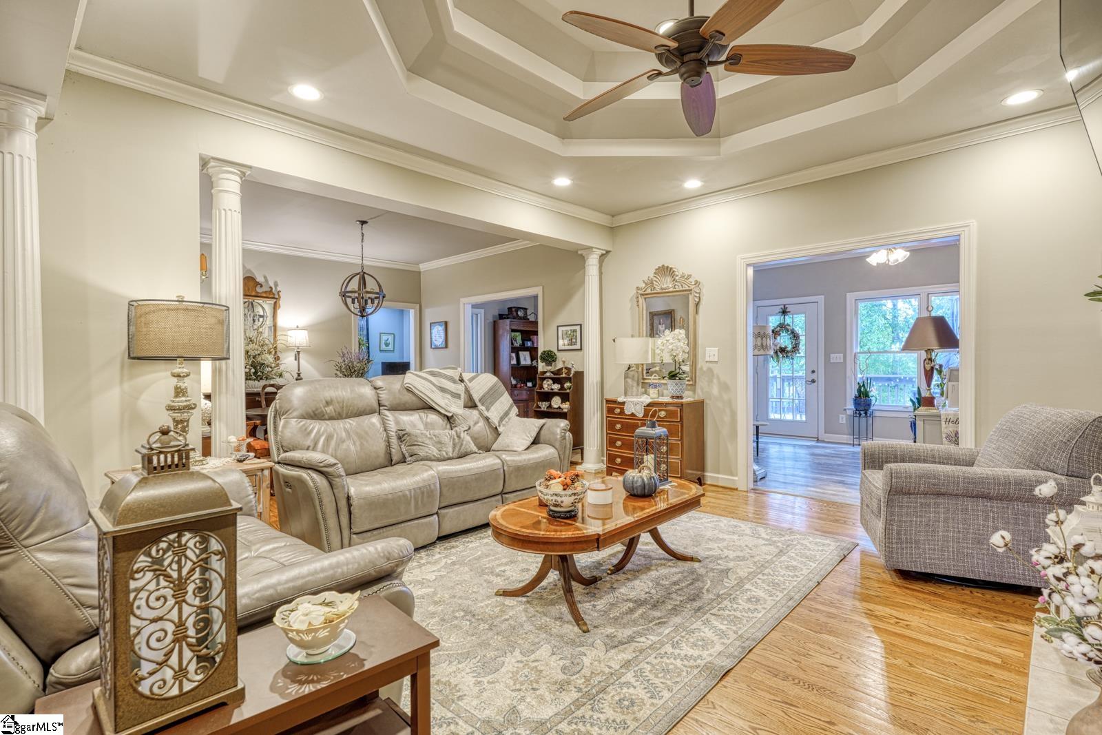 335 Hillcove Point Wellford, SC 29385