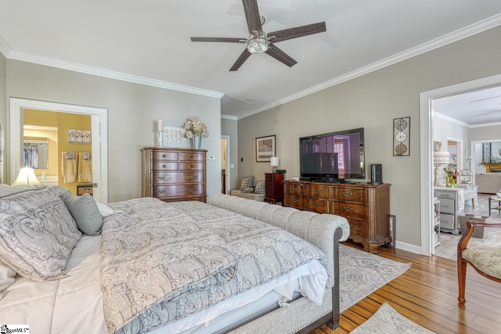 335 Hillcove Point Wellford, SC 29385