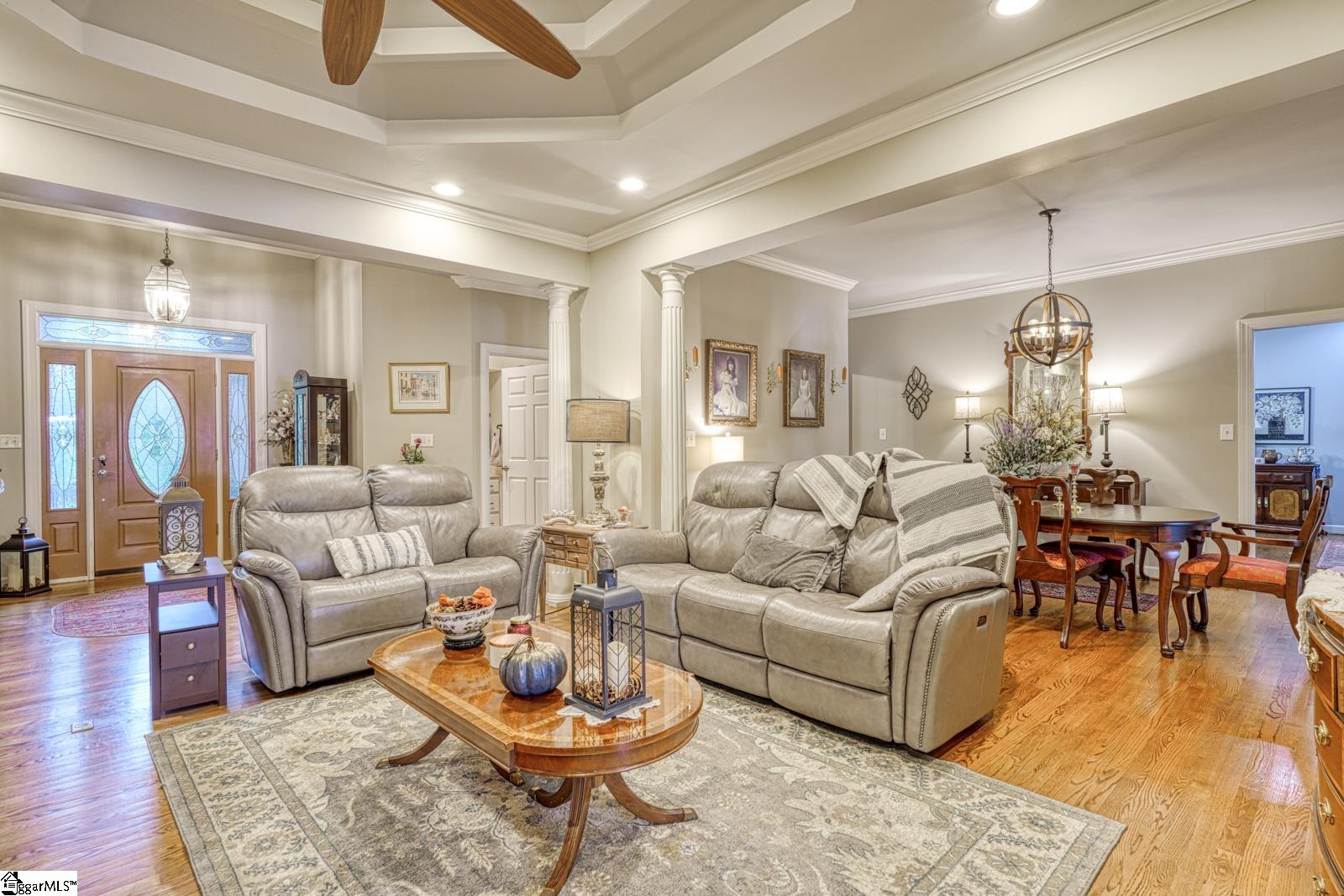 335 Hillcove Point Wellford, SC 29385