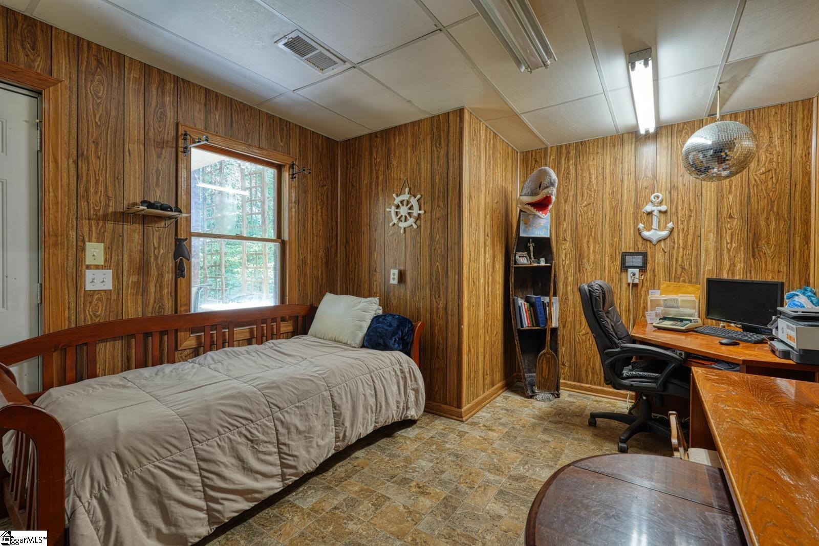 335 Hillcove Point Wellford, SC 29385