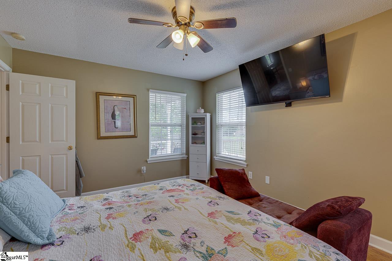 2109 Rolling Green Road Anderson, SC 29621