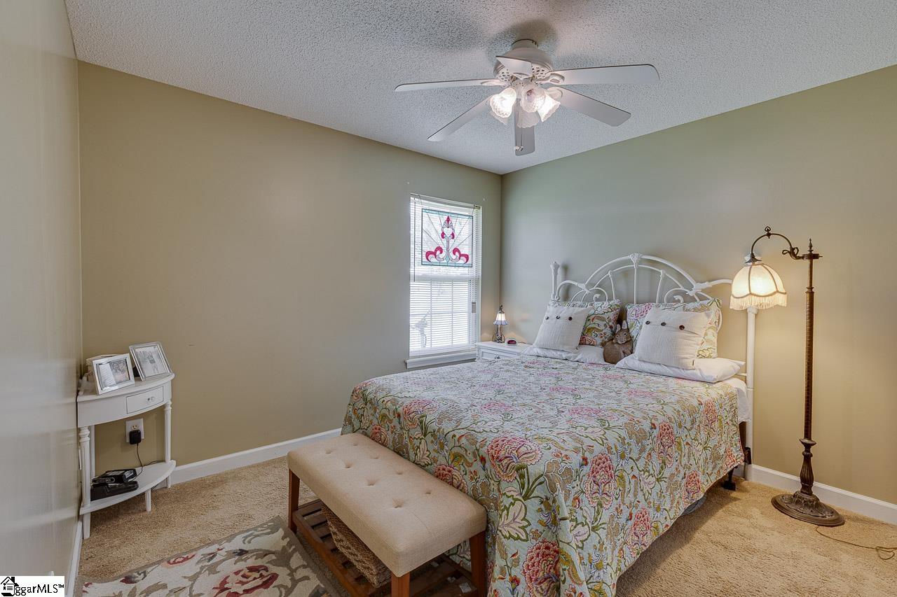 2109 Rolling Green Road Anderson, SC 29621