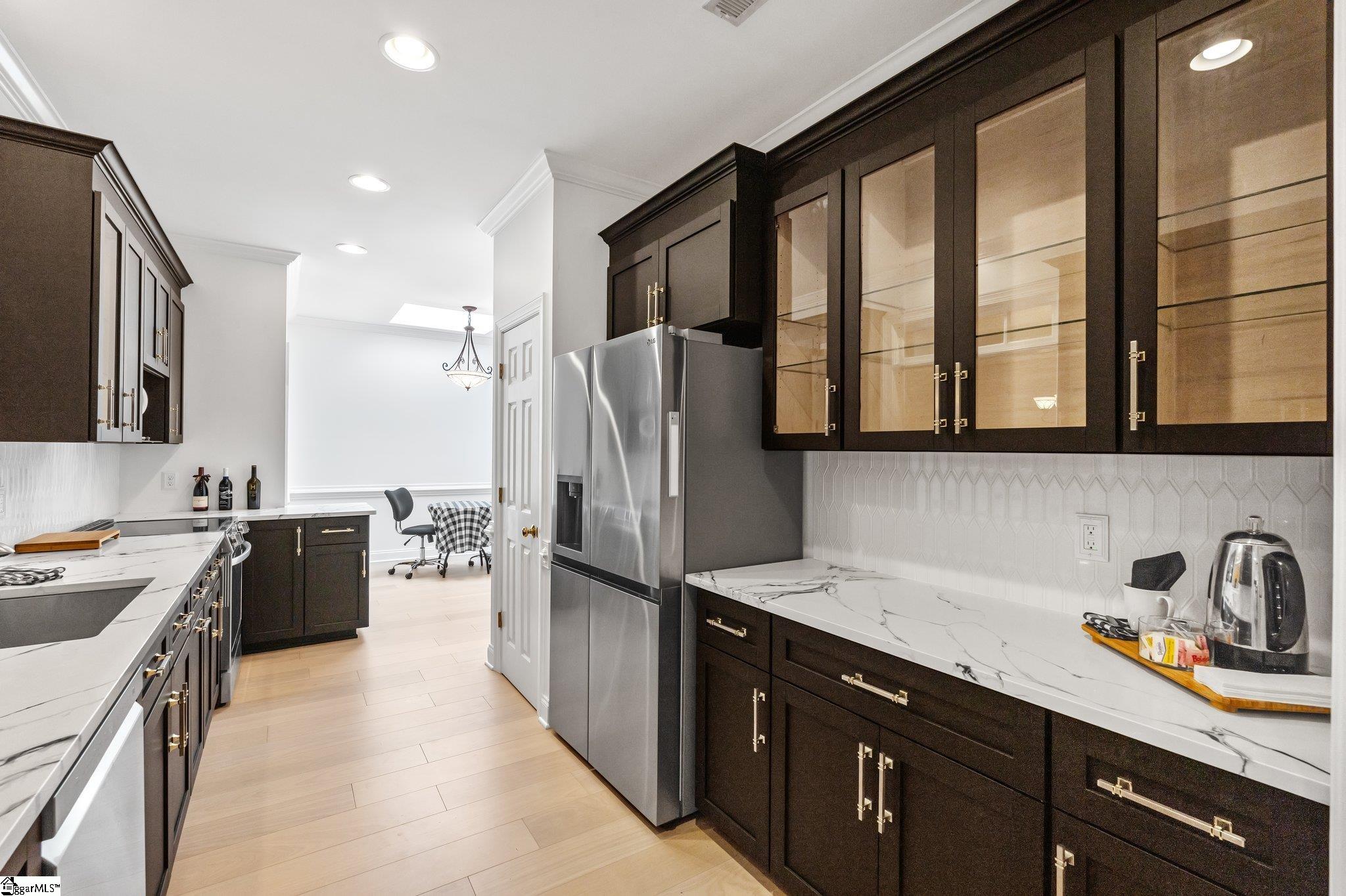 202 Greenview Circle Greenville, SC 29609