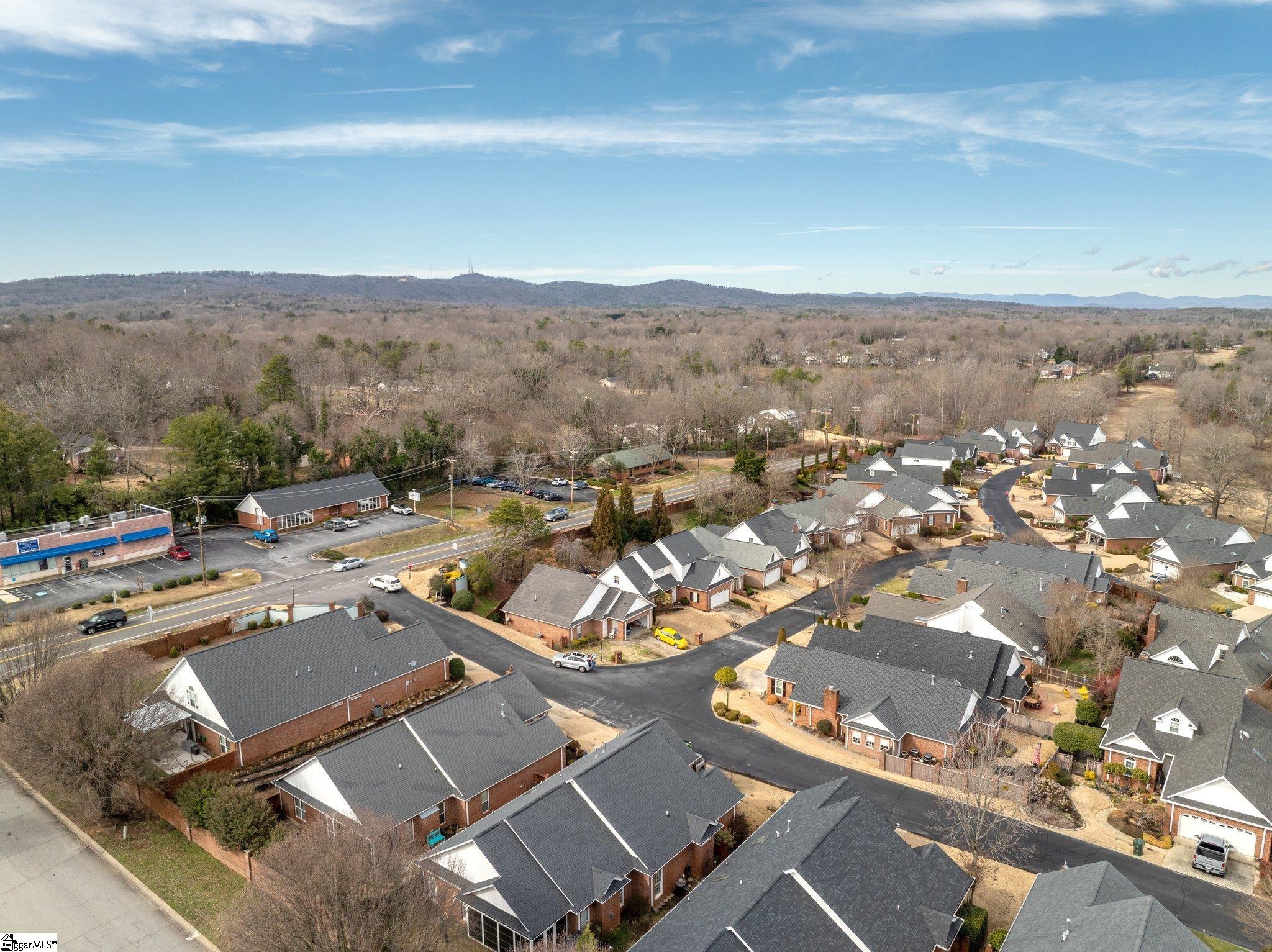 202 Greenview Circle Greenville, SC 29609