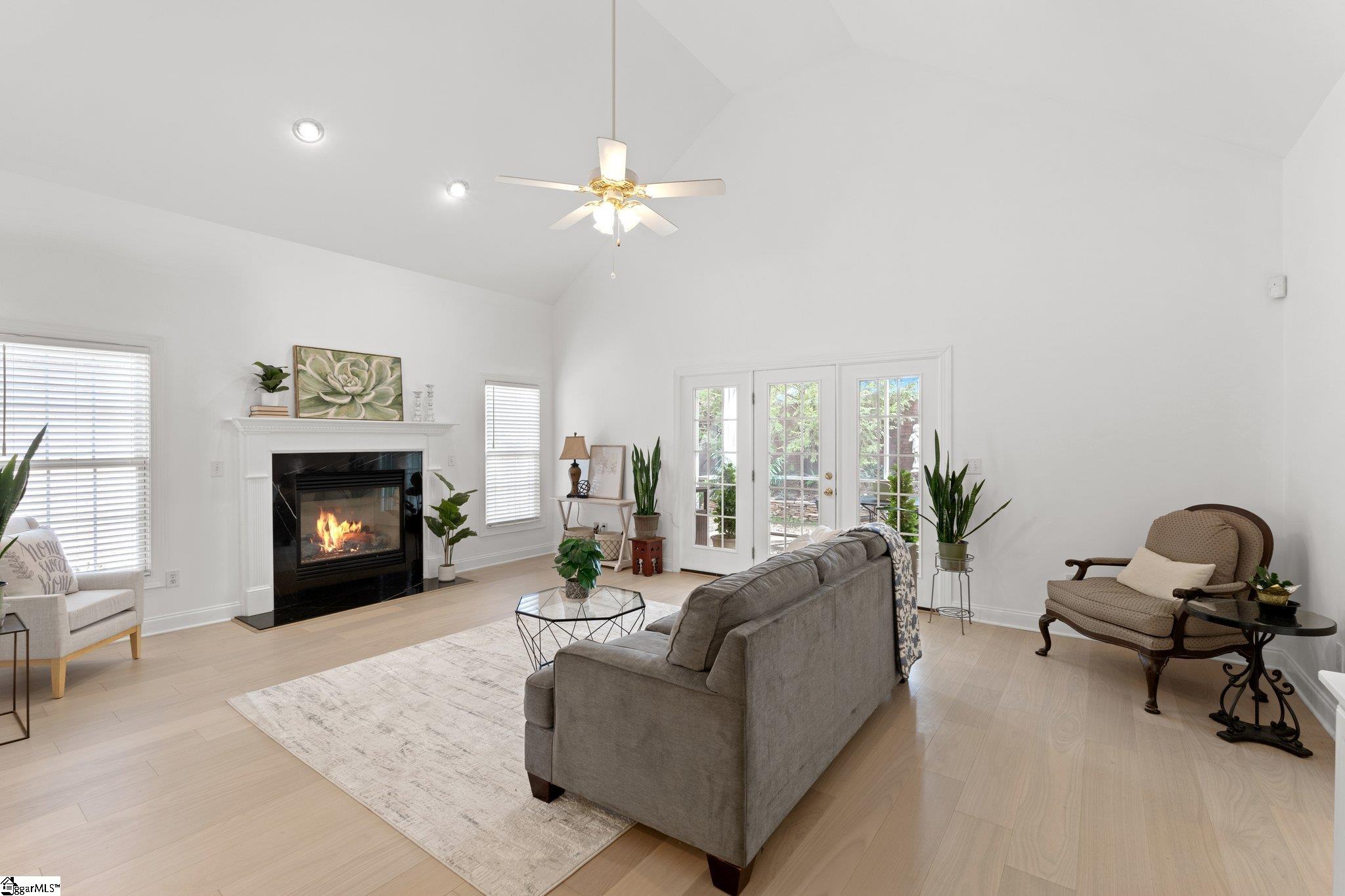 202 Greenview Circle Greenville, SC 29609