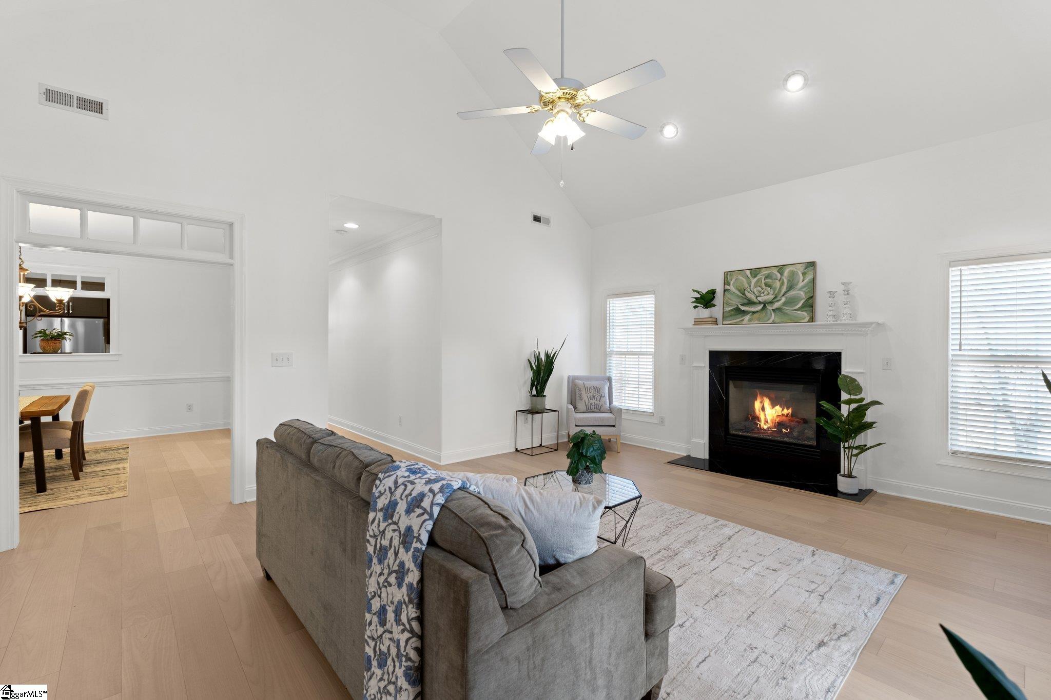202 Greenview Circle Greenville, SC 29609