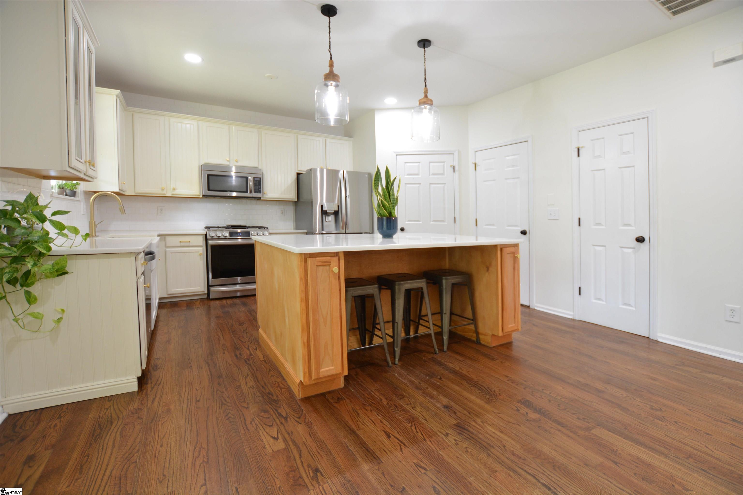 549 Kingsmoor Drive Simpsonville, SC 29681
