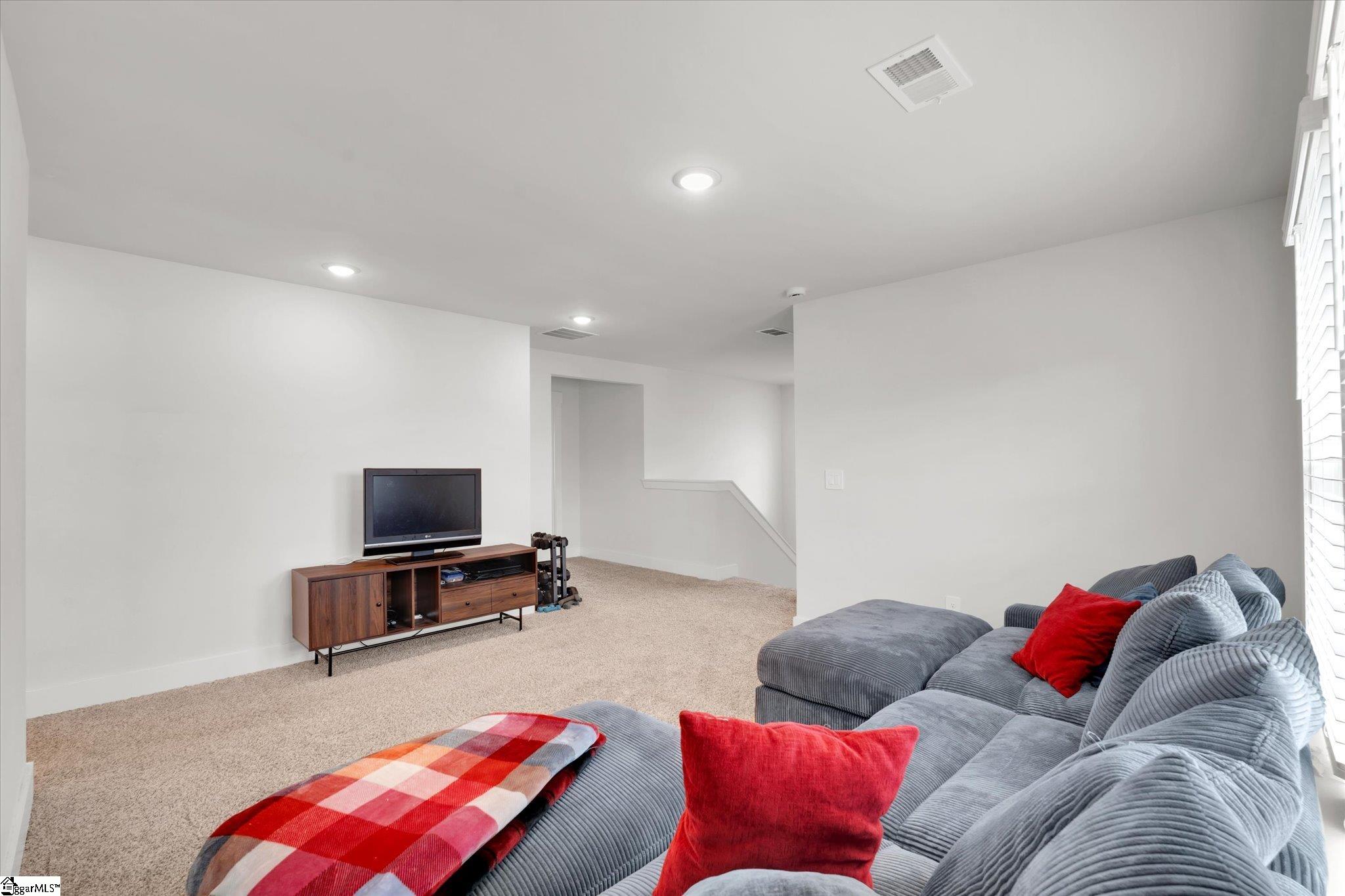 203 Allenby Lane Simpsonville, SC 29680