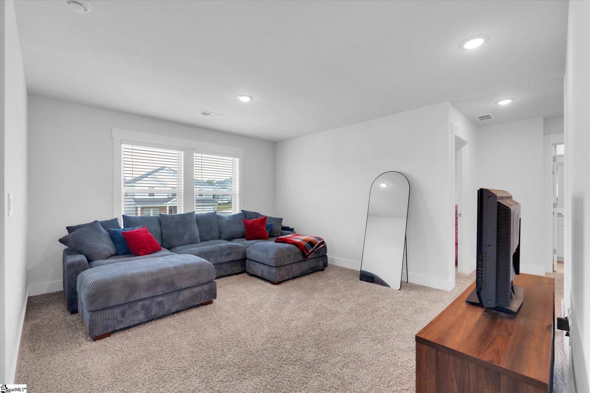 203 Allenby Lane Simpsonville, SC 29680