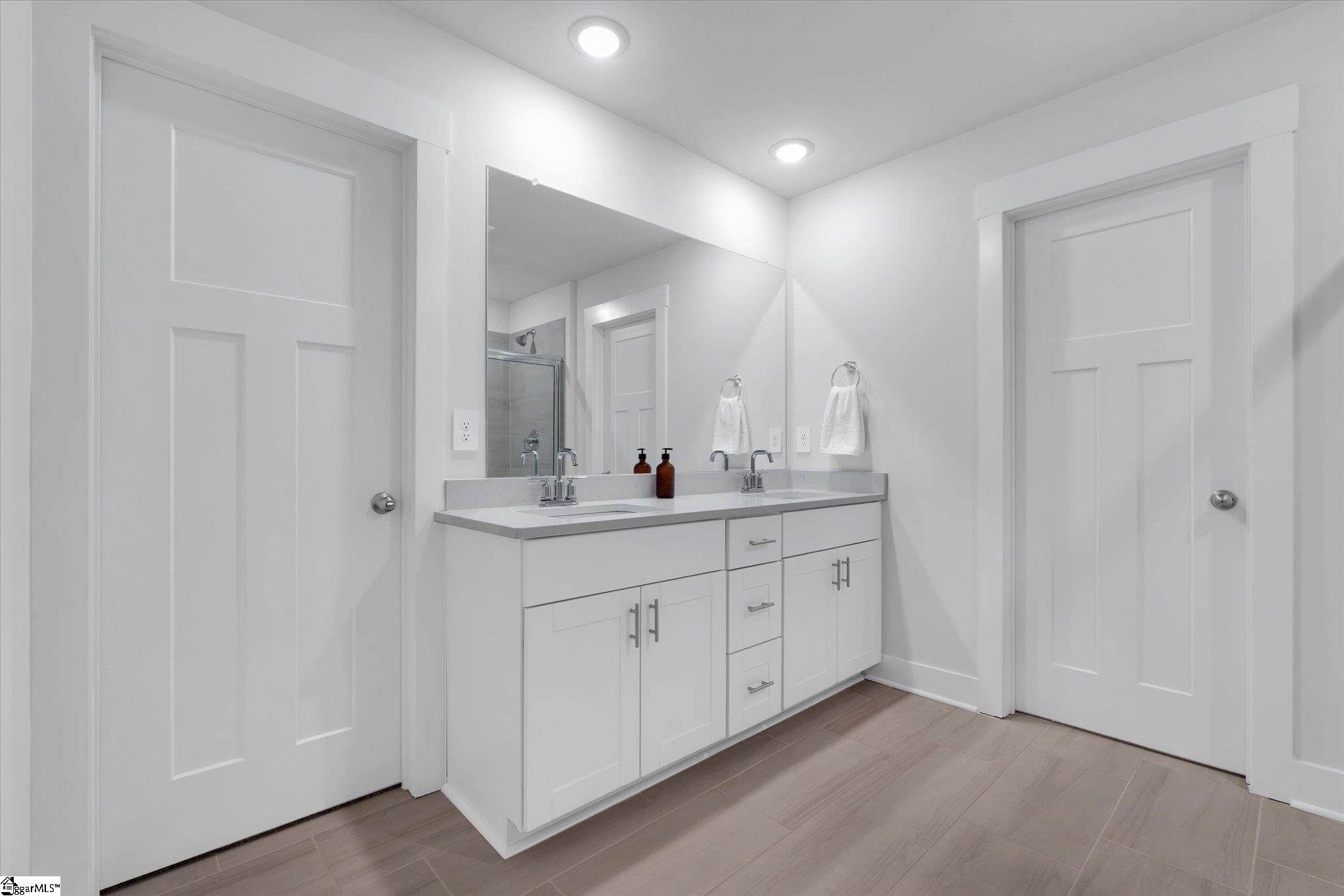 203 Allenby Lane Simpsonville, SC 29680