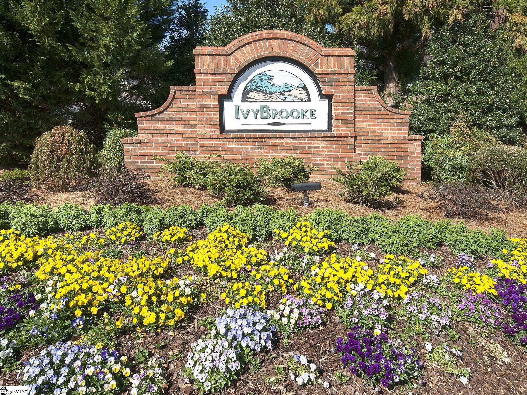 100 Wyndham Court Greenville, SC 29615