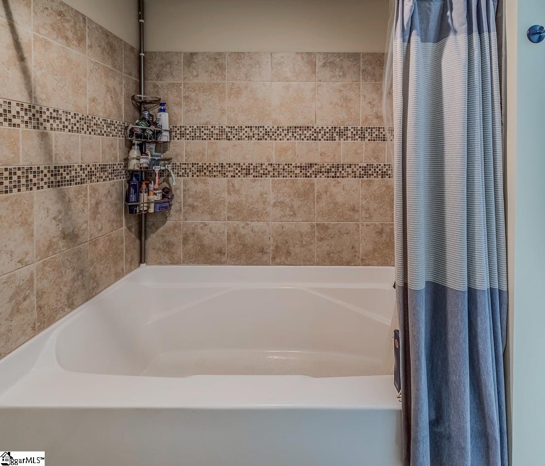 214 Lamp Post Road Inman, SC 29349