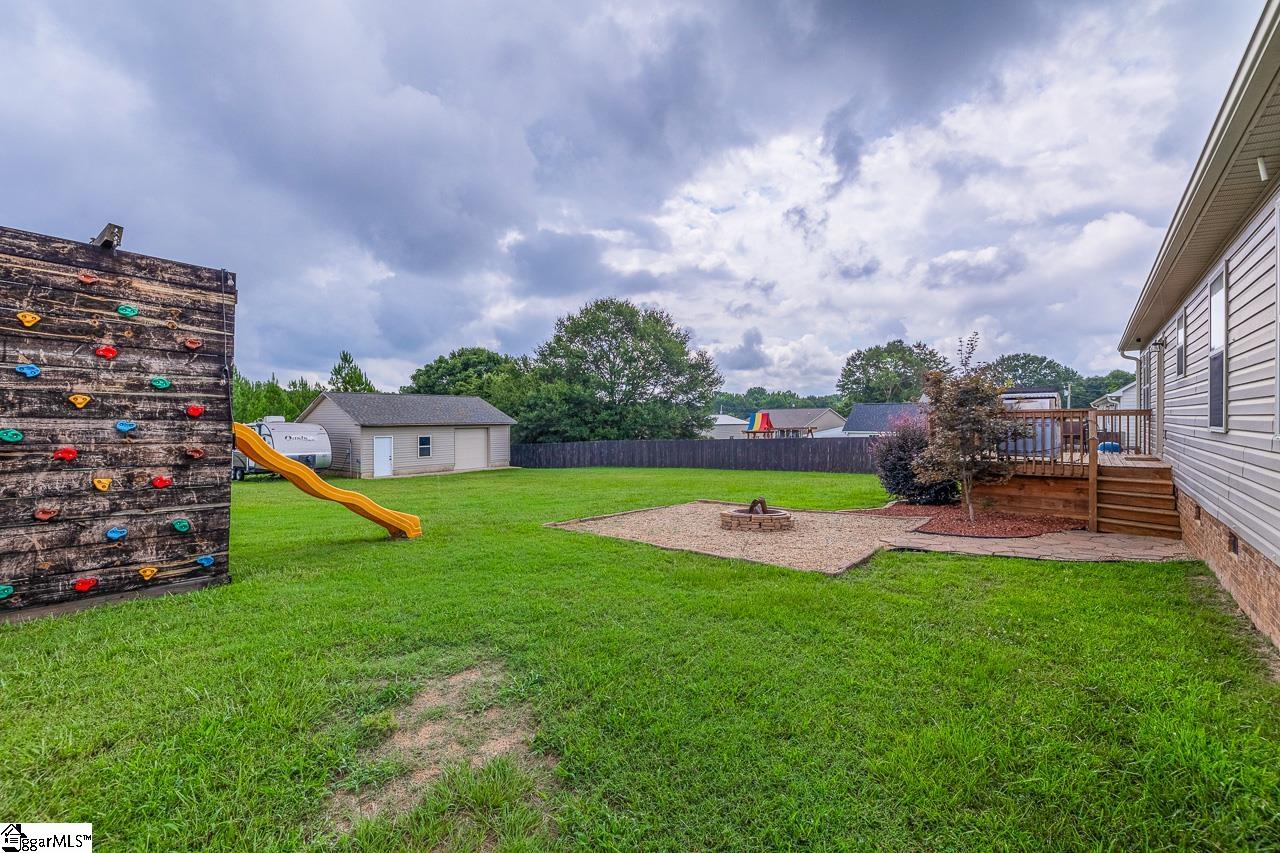214 Lamp Post Road Inman, SC 29349