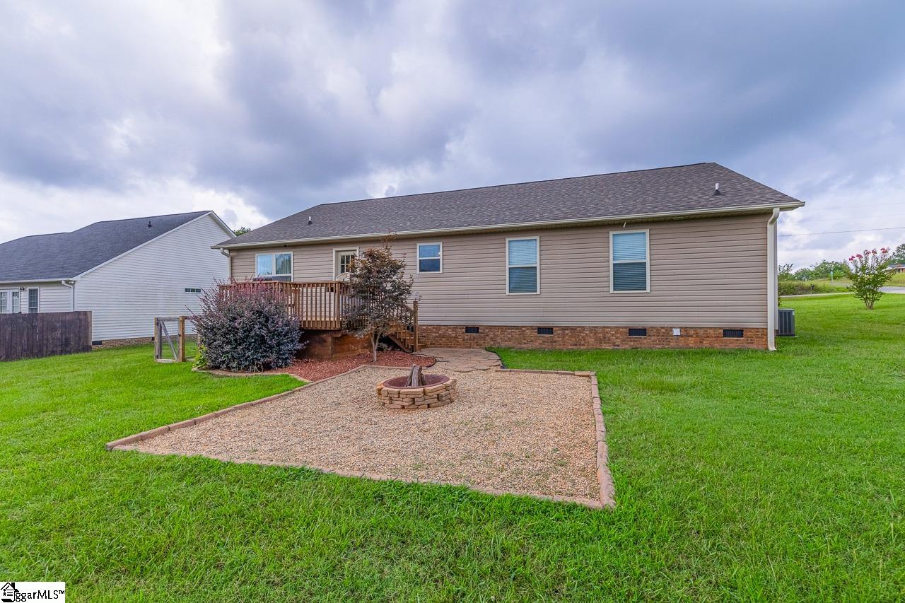 214 Lamp Post Road Inman, SC 29349