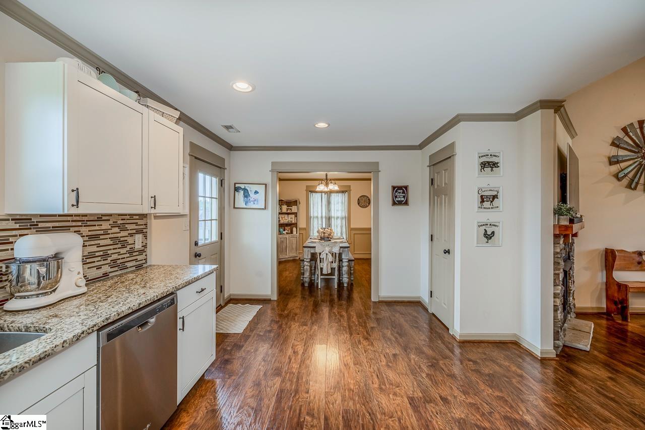 214 Lamp Post Road Inman, SC 29349