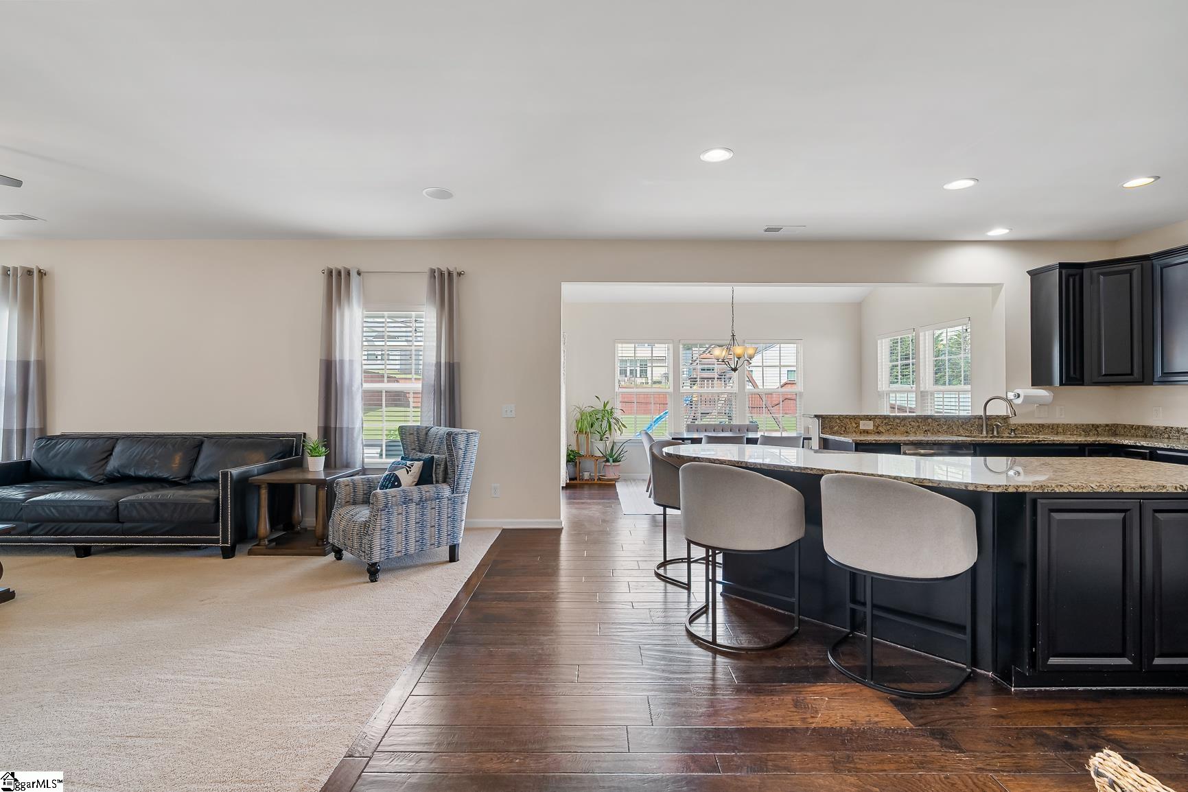 347 Kelsey Glen Lane Simpsonville, SC 29681